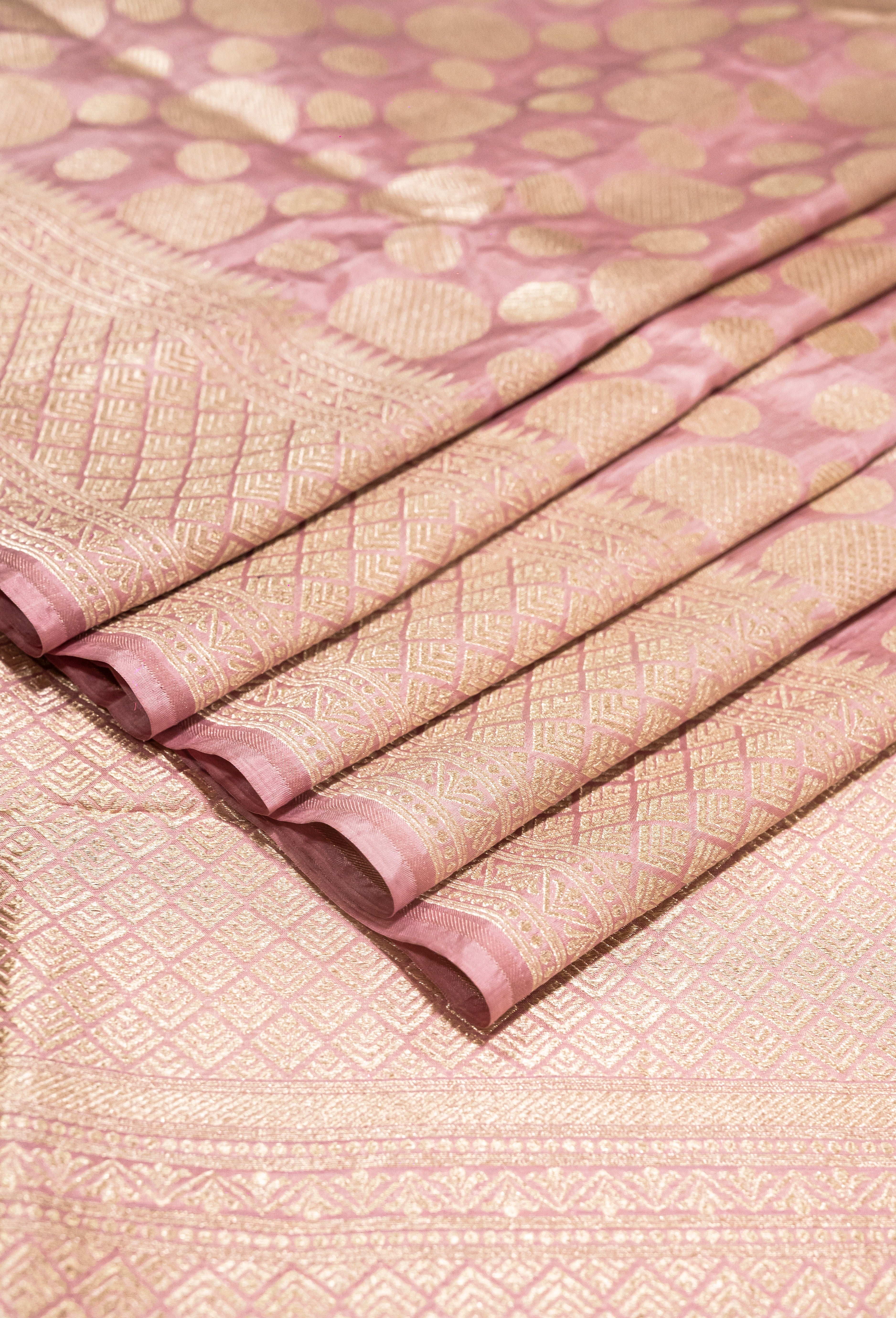 Blush Pink Uppada Buta Pure Katan Silk Banarasi Handwoven Saree