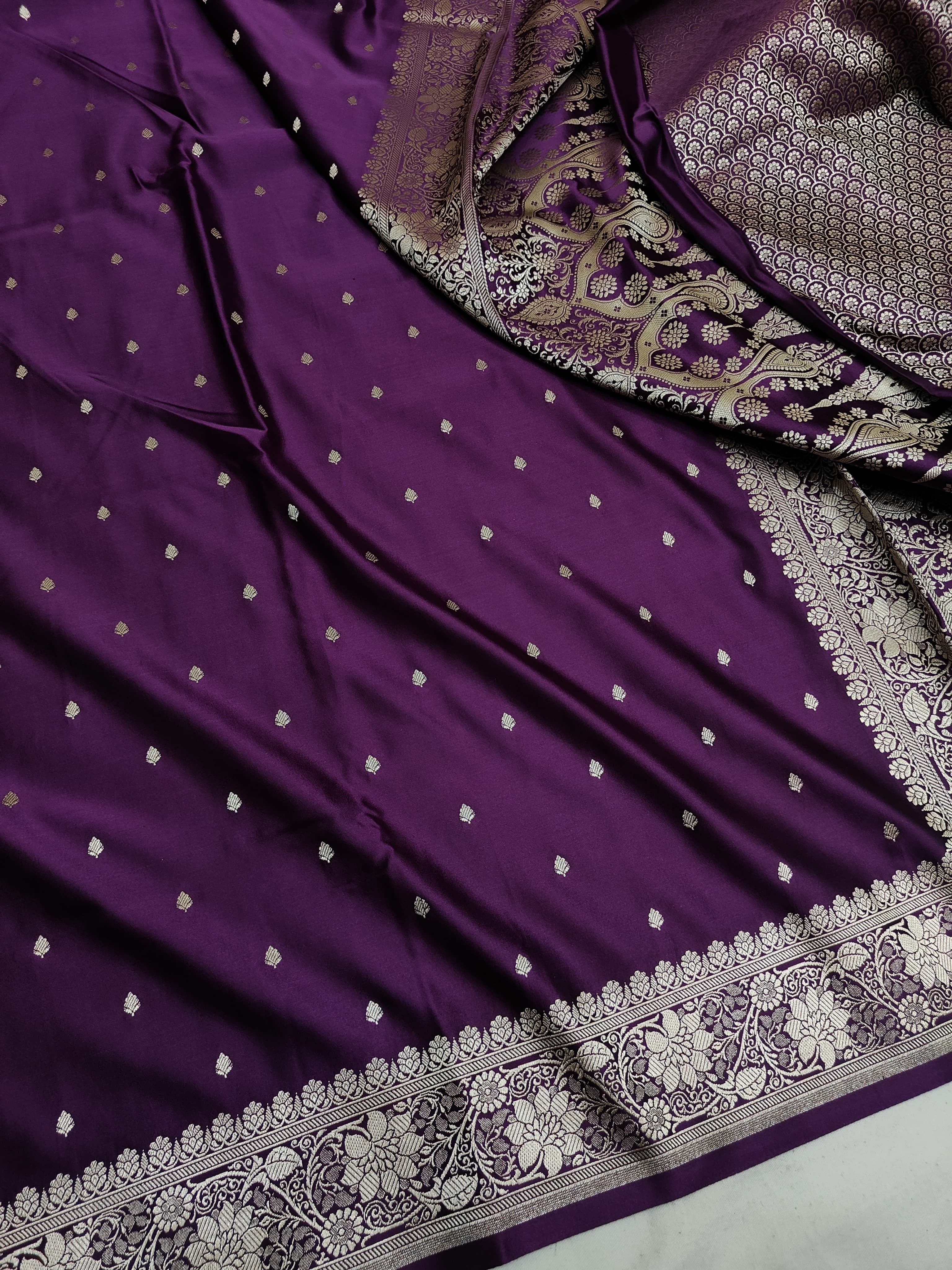 Mashroo Silk Banarasi Saree with gold zari work