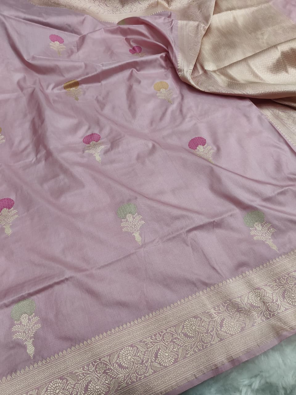 Pure Katan Silk Kadhwa Buta Handloom Banarasi Saree | Baby Pink | Katan Banaras