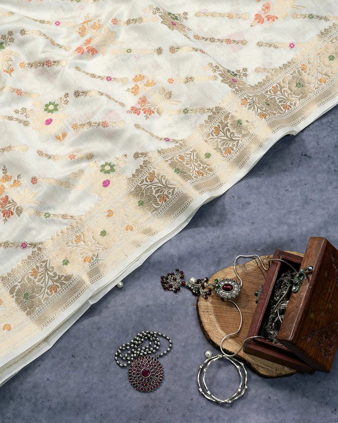 Pure Chiniya Silk Banarasi Saree | Vintage Zari Buta Woven Luxury Saree