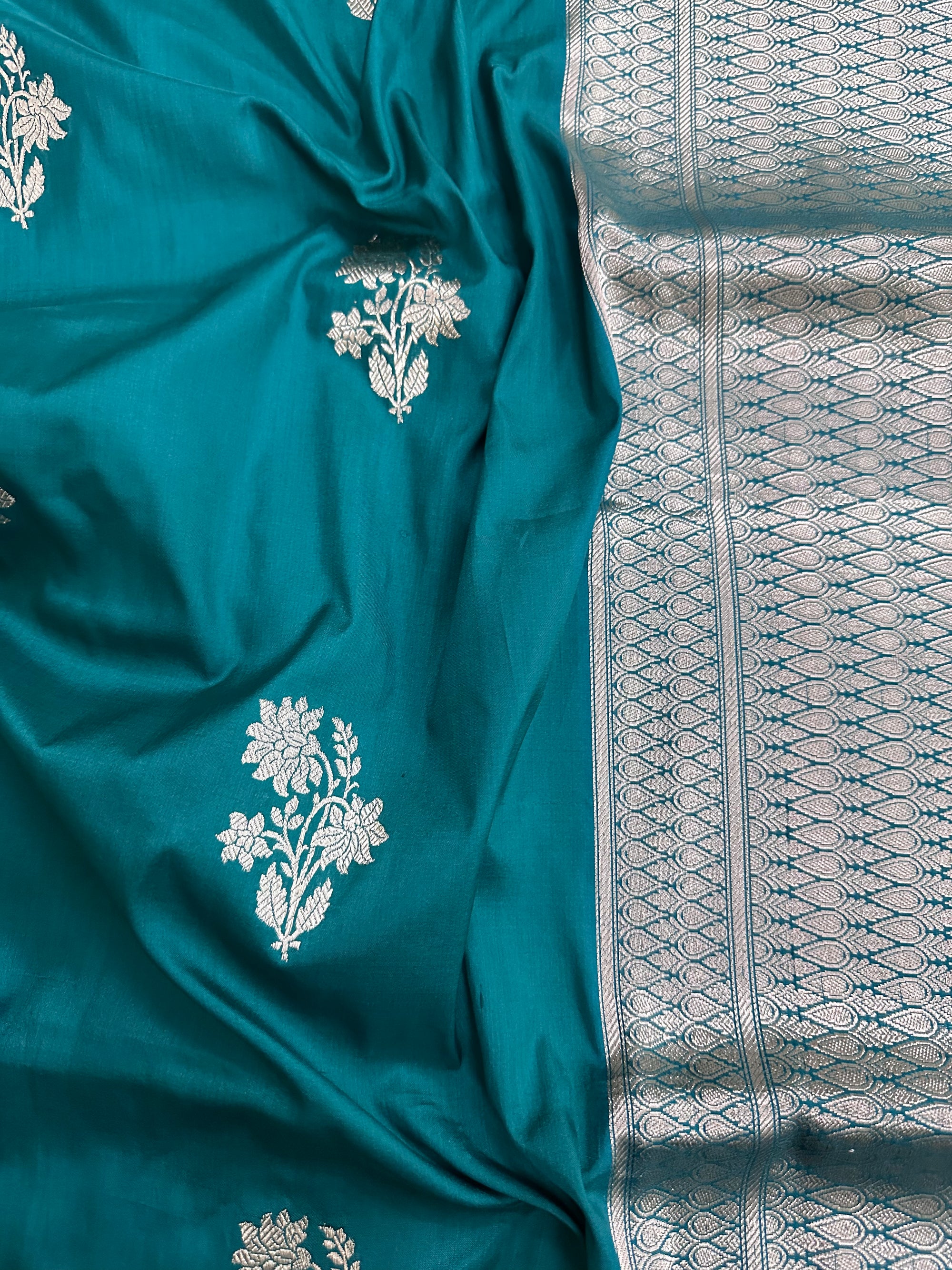 Pure Katan Silk Kadhwa Buta Handloom Saree – Real Zari Banarasi Masterpiece | Royal Weave Elegance
