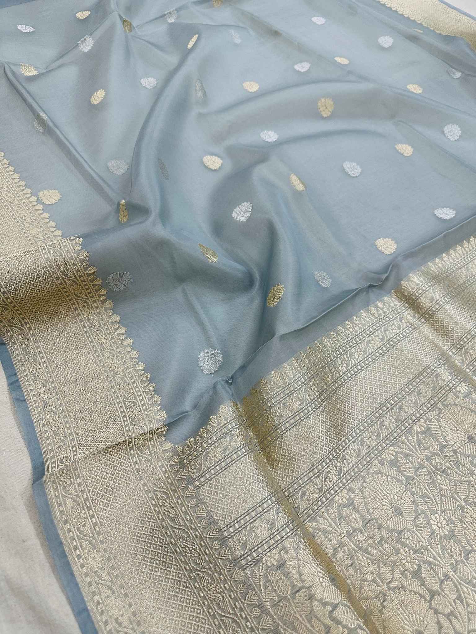 Pure Kora Silk Kadhwa Buta Handloom Saree