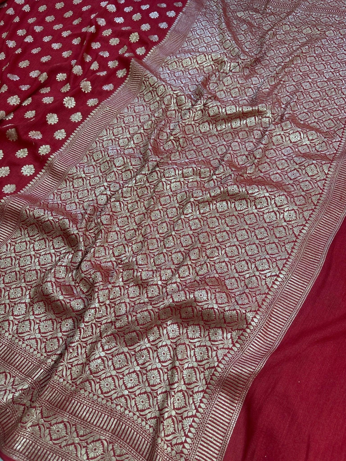 Deep Red Pure Moonga Silk Banarasi Saree - Gold Zari Uppada Handwoven Festive Wear - border detail | Pure Moonga Silk Banarasi Saree