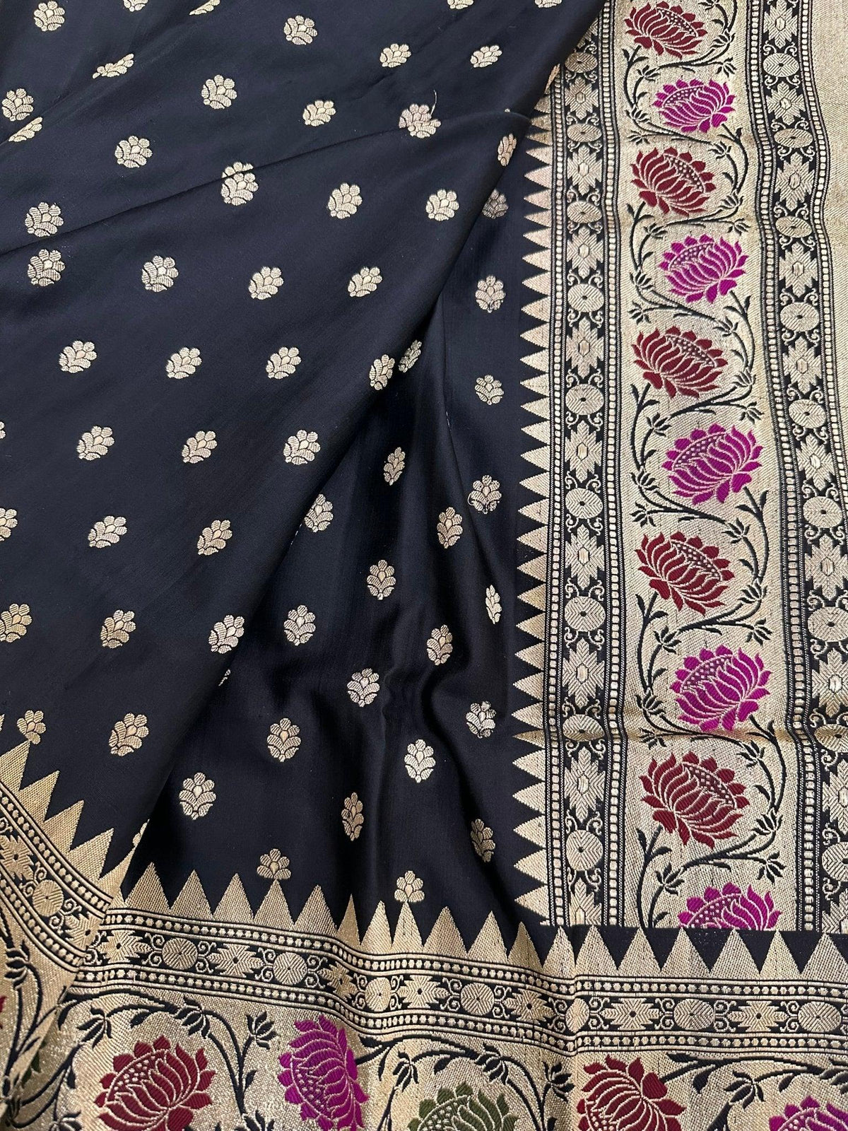 Pure Satin Silk Kadhwa Buta Handloom Saree with Real Zari | Luxury Banarasi Saree - Katan Banaras