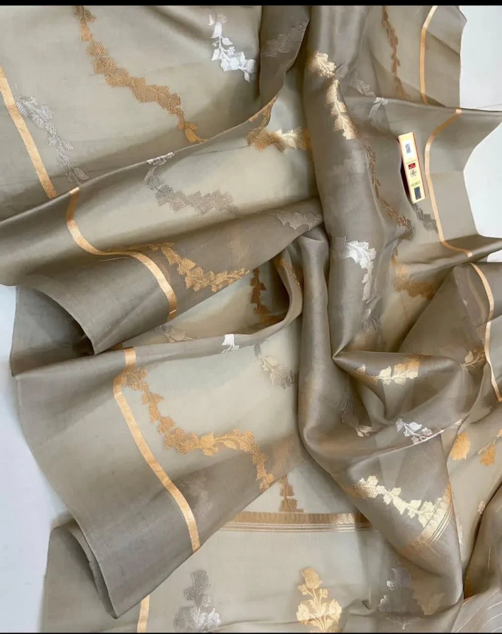 Pure Grey Kora Silk Banarasi Saree – A Handloom Treasure from Banaras - Katan Banaras