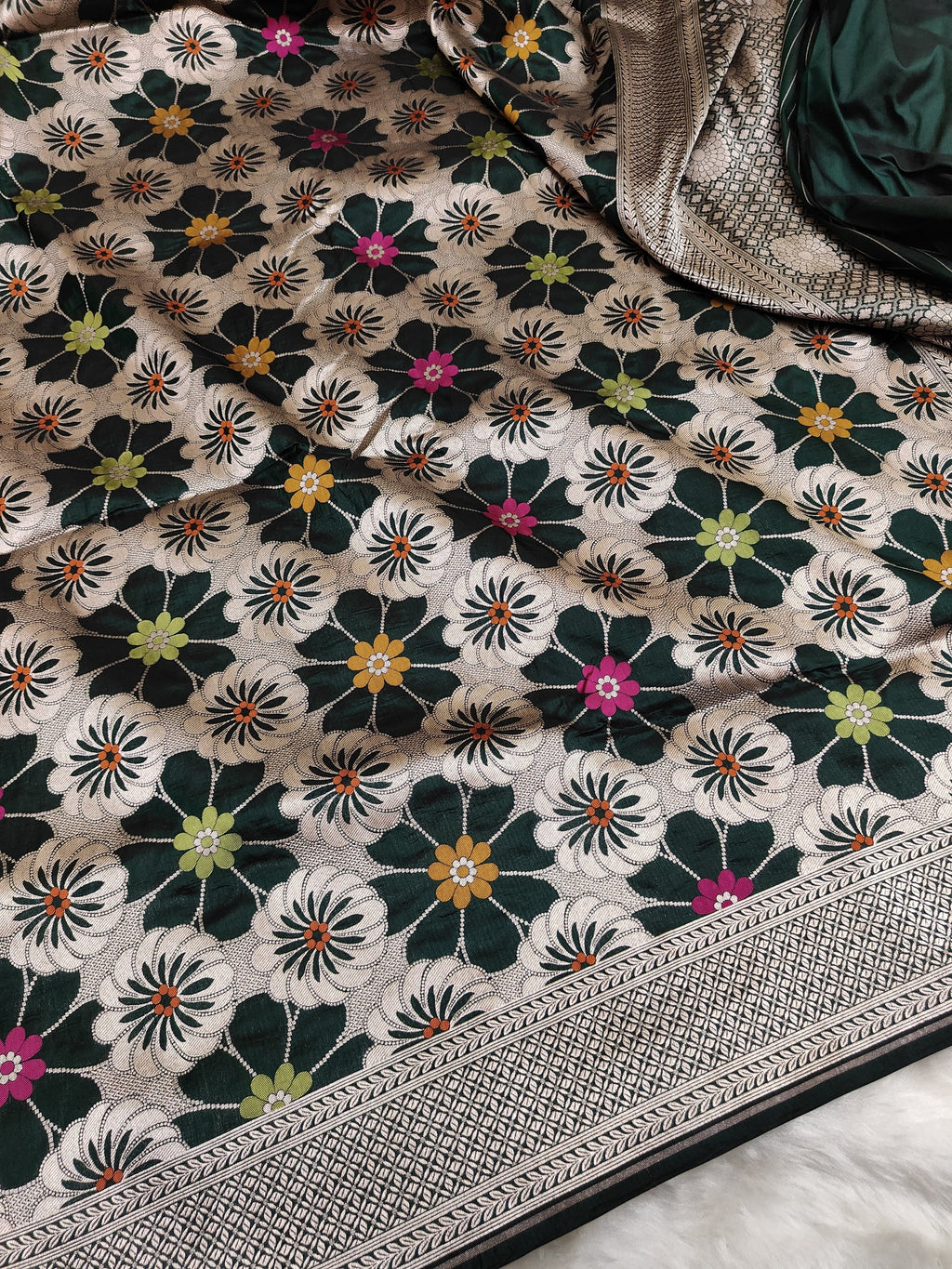 Pure Katan Silk Tilfi Minakari Banarasi Saree – Floral Brocade work
