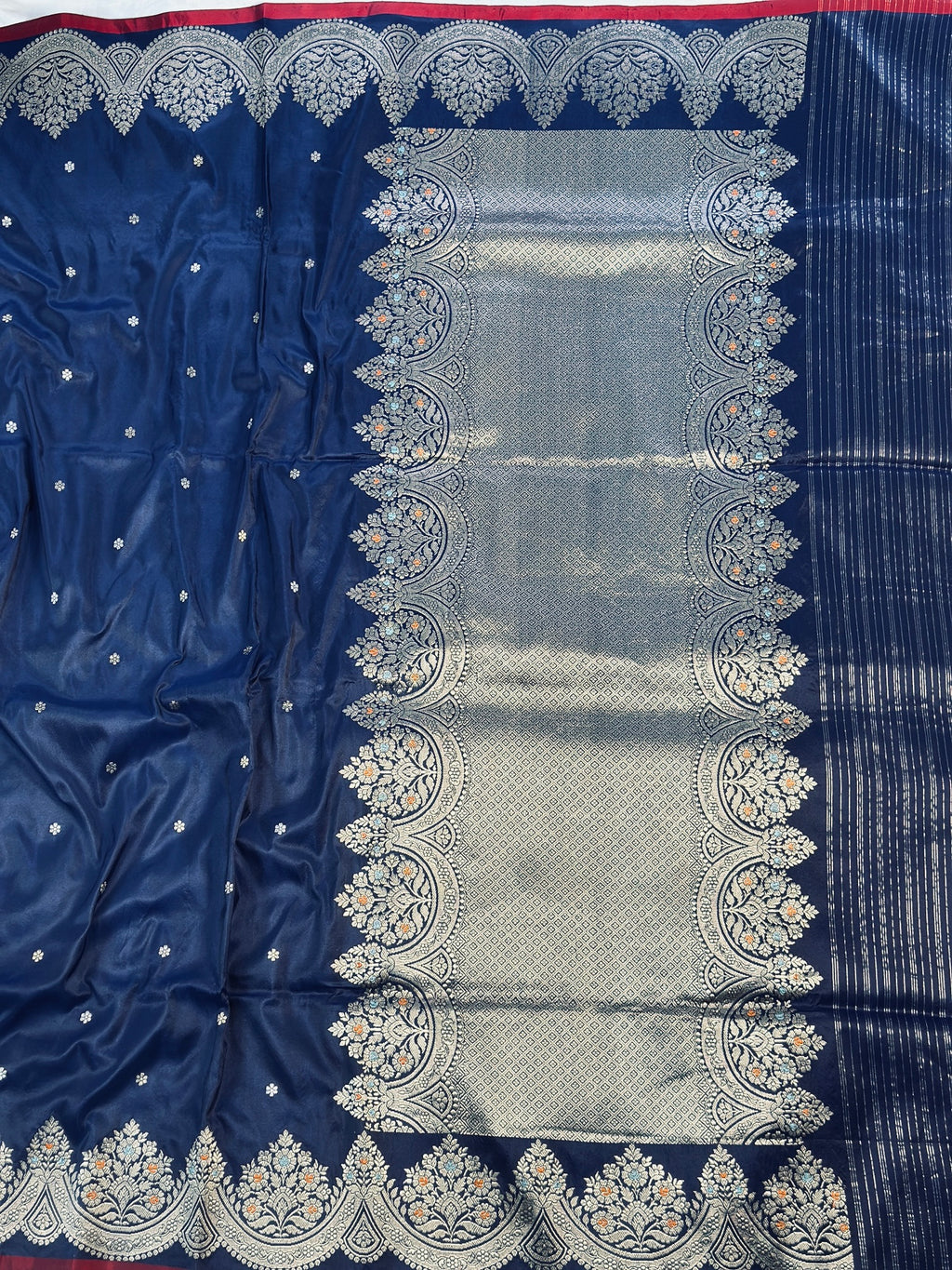 Pure Katan Silk Handloom Banarasi Saree with Dyeble Kadhwa Iktara Weave & Minakari Floral Sona Rupa Zari