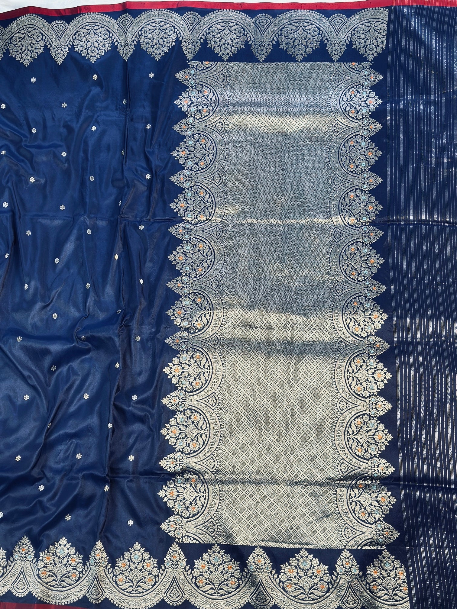 Pure Katan Silk Handloom Banarasi Saree with Dyeble Kadhwa Iktara Weave & Minakari Floral Sona Rupa Zari