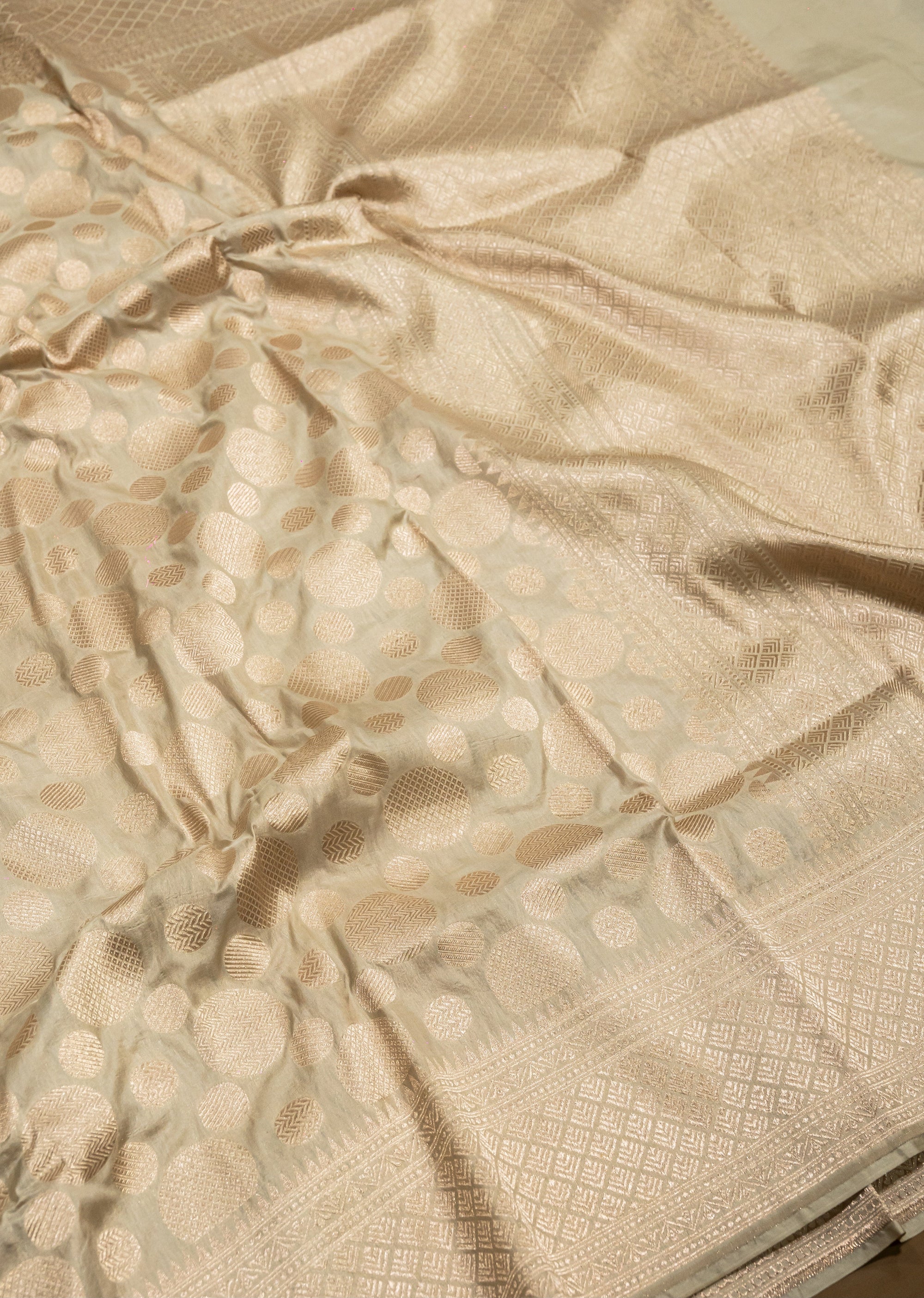 Pure Katan Silk Banarasi Handwoven Saree | Ivory Cream with Self-Tone Gold Zari Buta | Uppada Weave | Bridal Saree