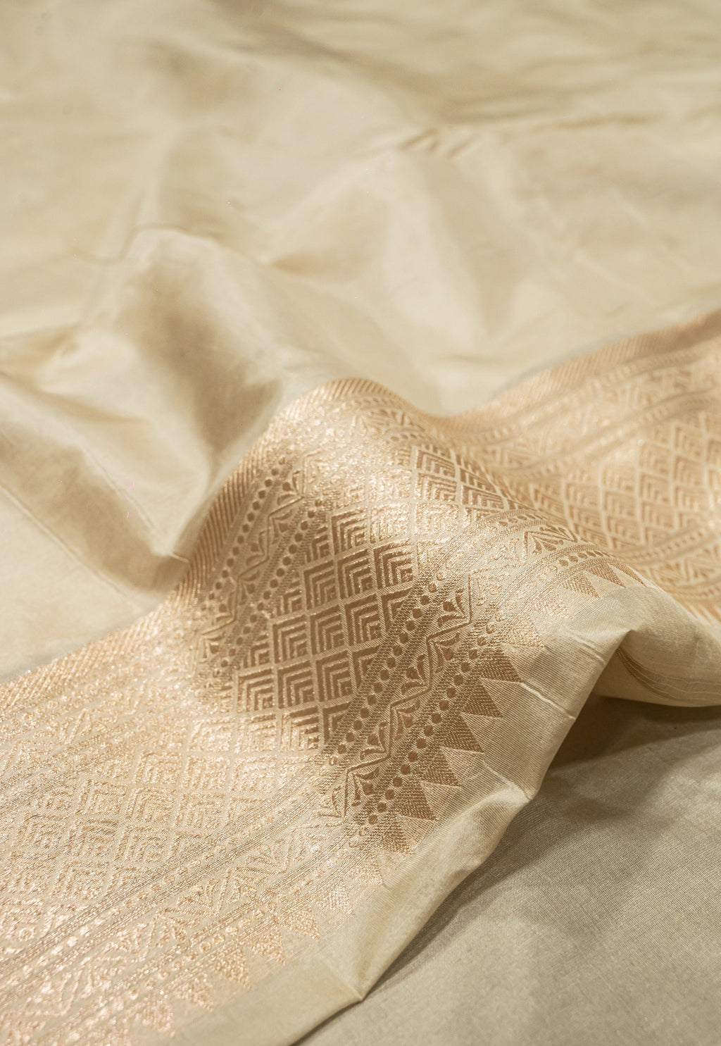 Pure Katan Silk Banarasi Handwoven Saree | Ivory Cream with Self-Tone Gold Zari Buta | Uppada Weave | Bridal Saree