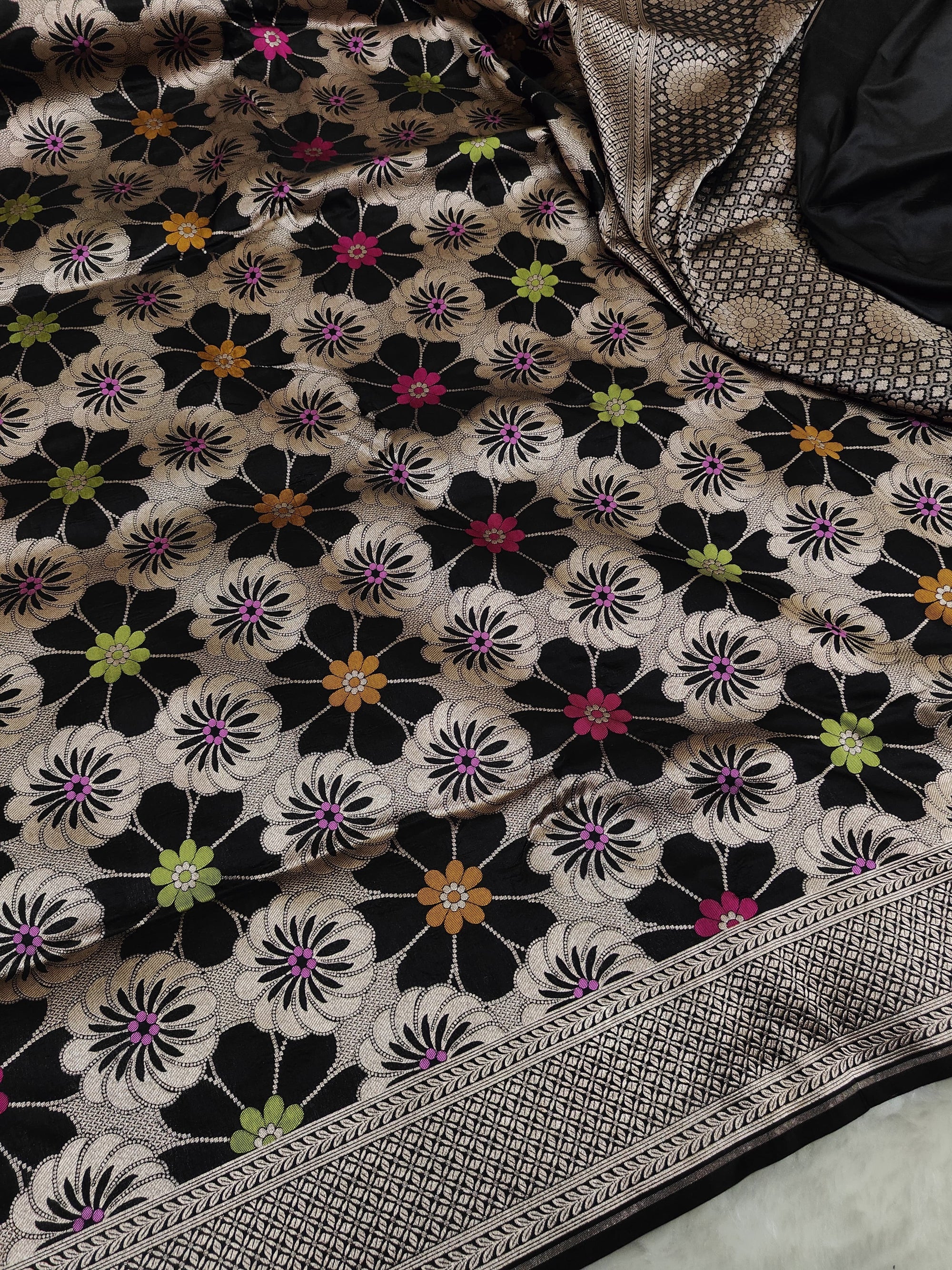 Pure Katan Silk Tilfi Minakari Banarasi Saree – Floral Brocade work