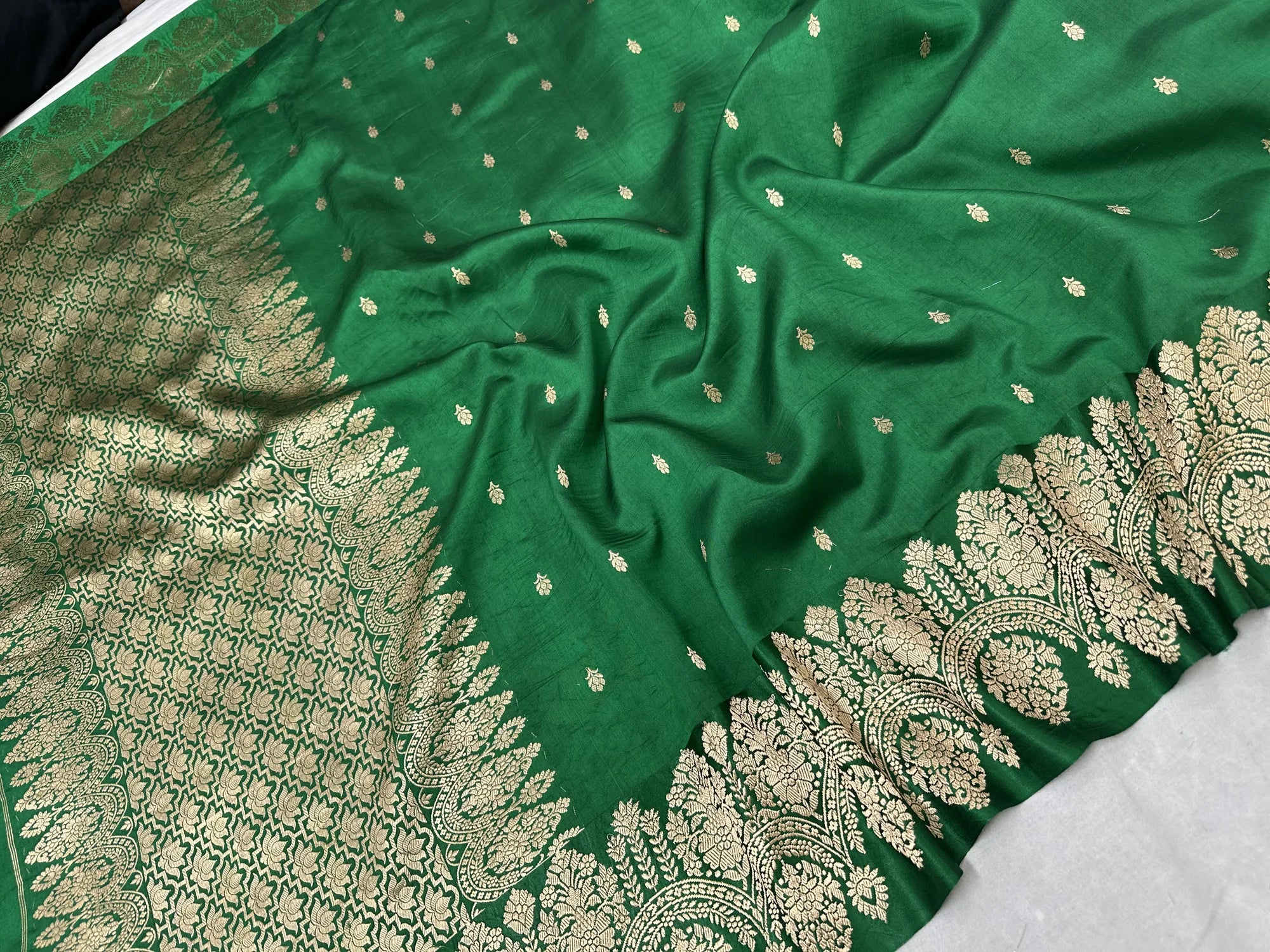 Pure Raw Mango Silk Banarasi Handloom Saree | Kadhwa Weave | Bottle Green Gold Zari