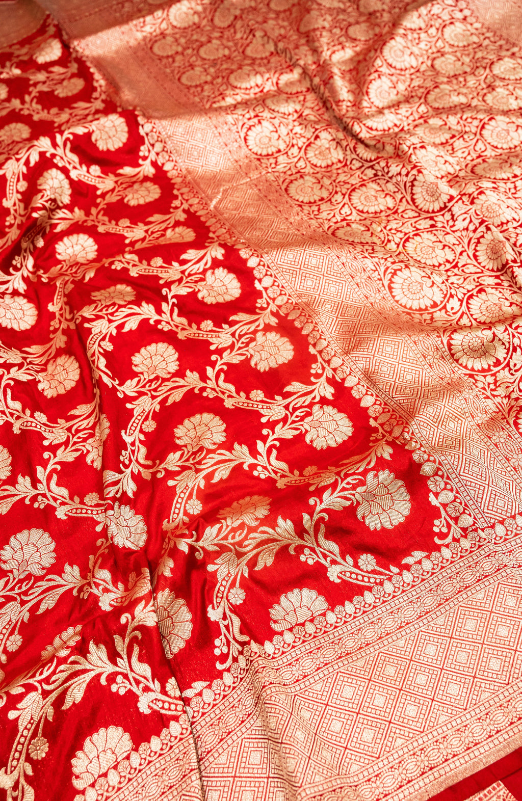 Red Uppada Jaal Pure Katan Silk Banarasi Handwoven Saree
