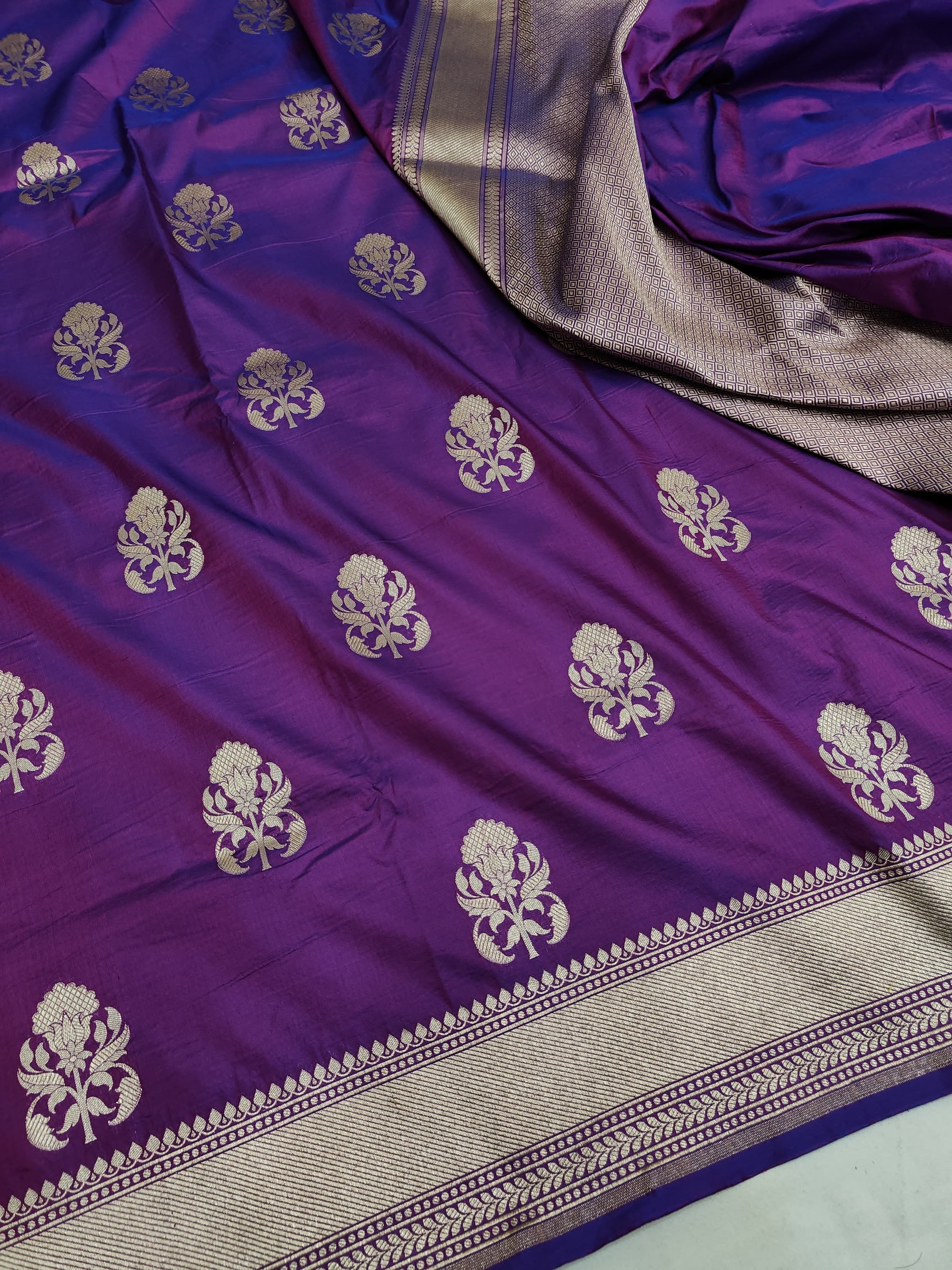 Pure Katan Silk Handloom Saree with Big Buta Motifs & Zari – Royal Banarasi Weave | Heritage Elegance