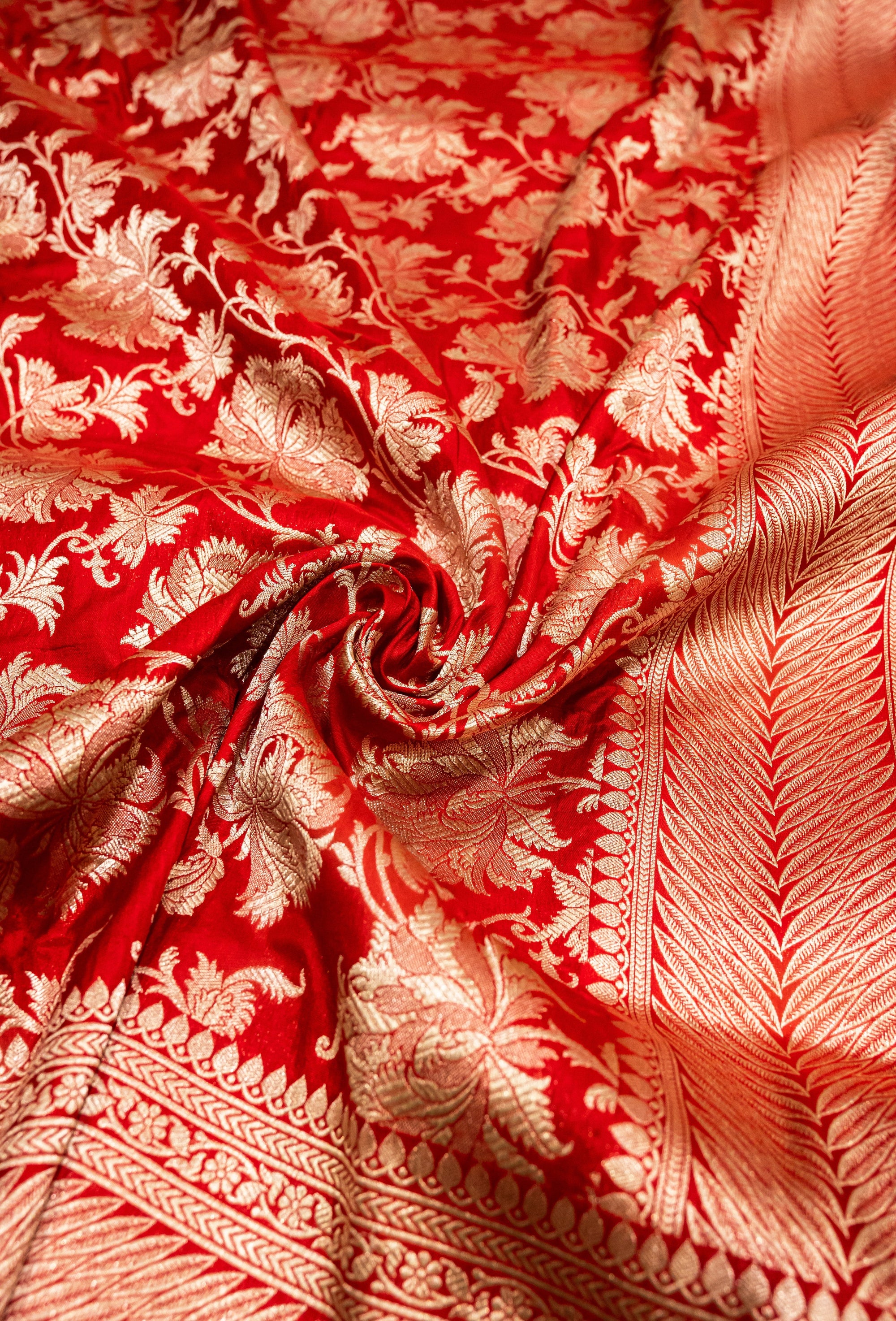 Red Uppada Jaal Pure Katan Silk Banarasi Handwoven Saree — Dense Floral Vine Gold Zari