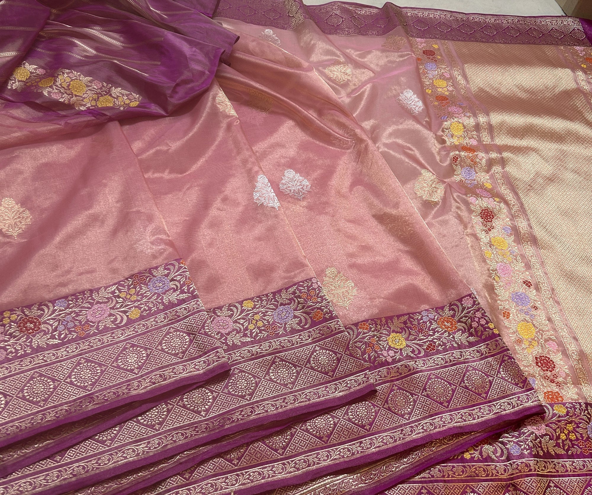 Pure Kora Tissue Silk Kadhwa Buta Handloom Banarasi Saree with Sona Rupa Zari & Tilfi Meenakari Work