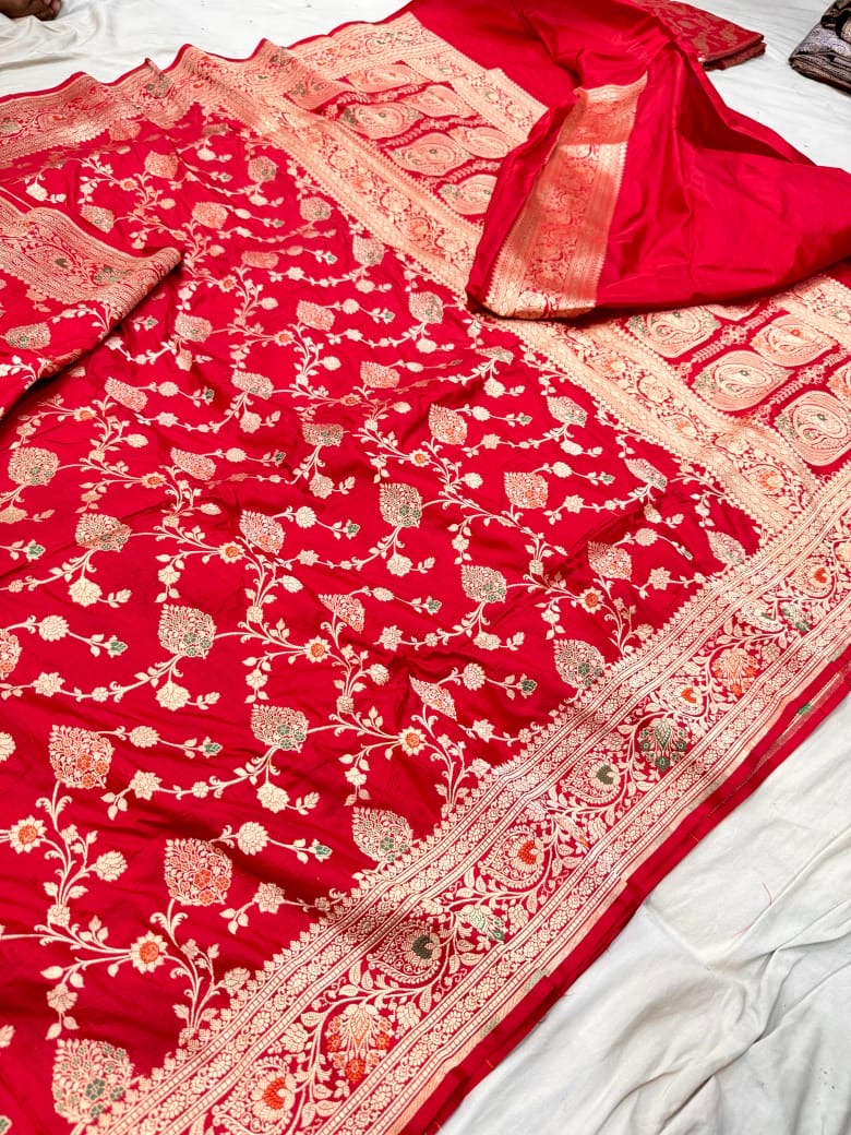 Pure Katan Silk Tilfi Minakari Banarasi Saree – Big Buta Motifs & Heavy Pallu