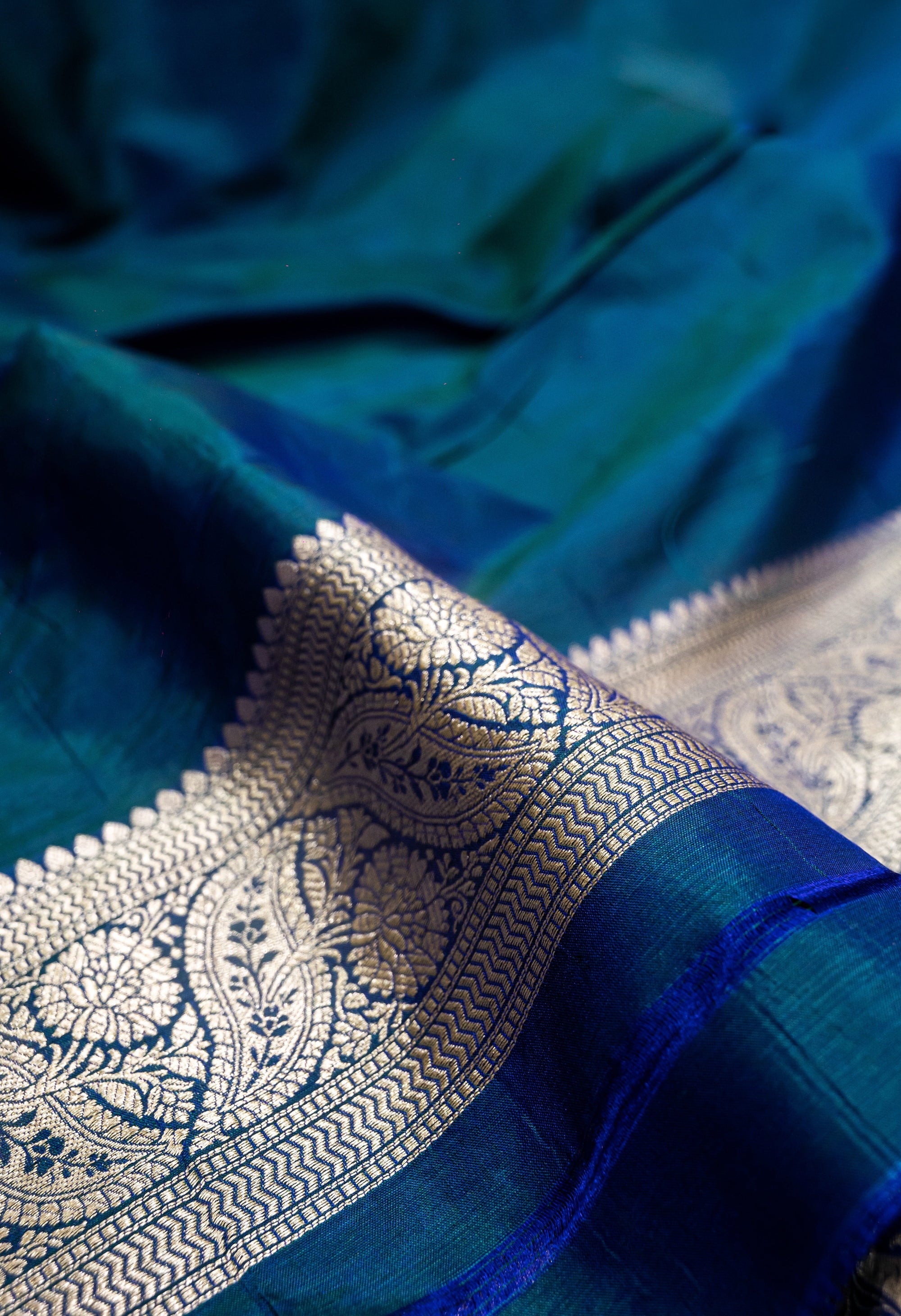 Pure Katan Silk Banarasi Handwoven Saree | Teal Green with Gold Zari Jaal | Uppada Weave | Bridal Wedding Saree