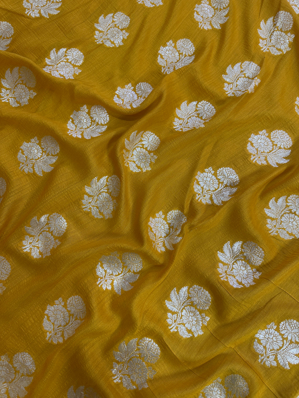 Pure Moonga Silk Banarasi Saree – Handwoven Elegance from Varanasi | Katan Banaras