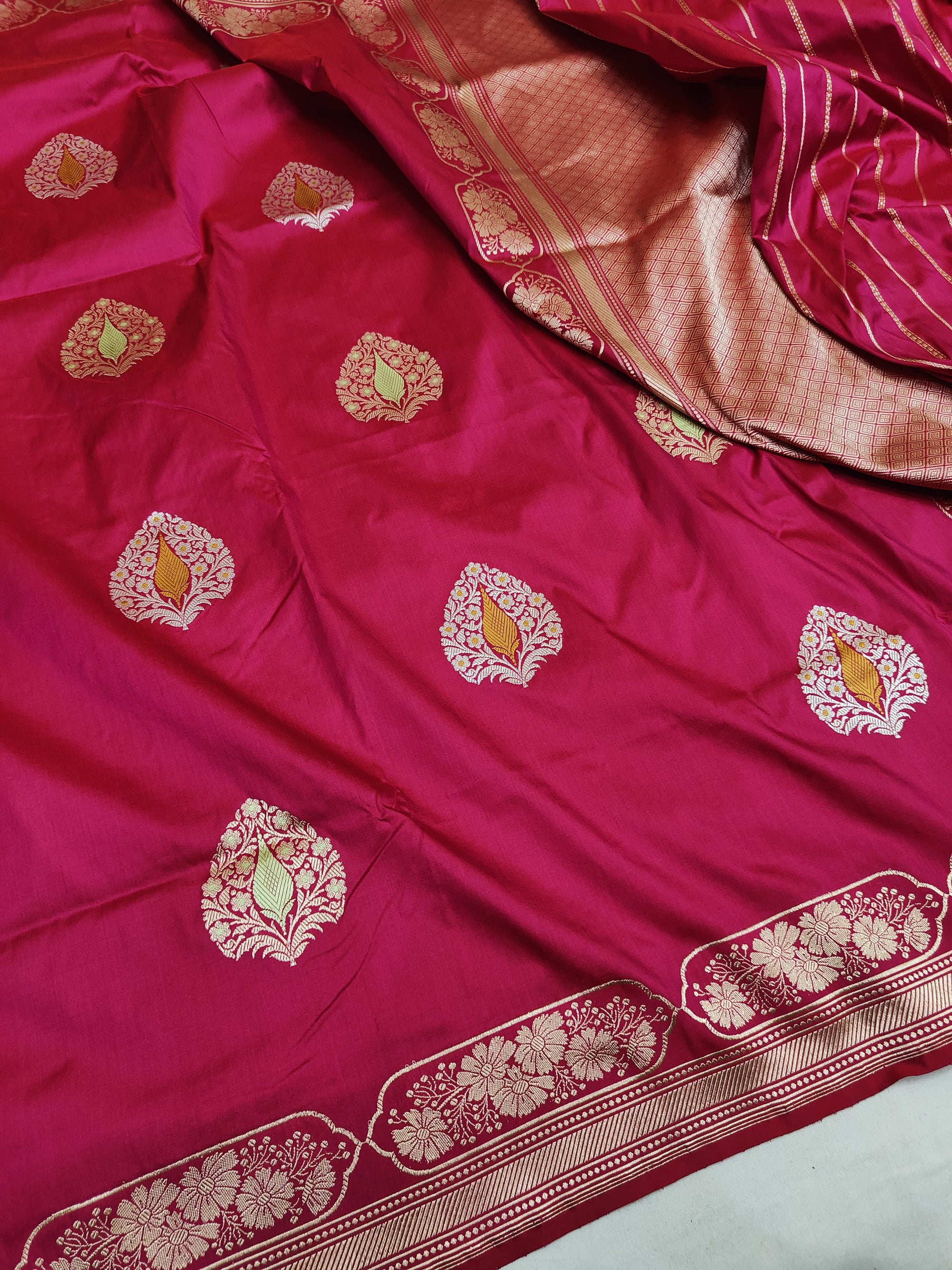 Pure Katan Silk Kadhwa Buta Handloom Saree – Real Zari Banarasi Masterpiece