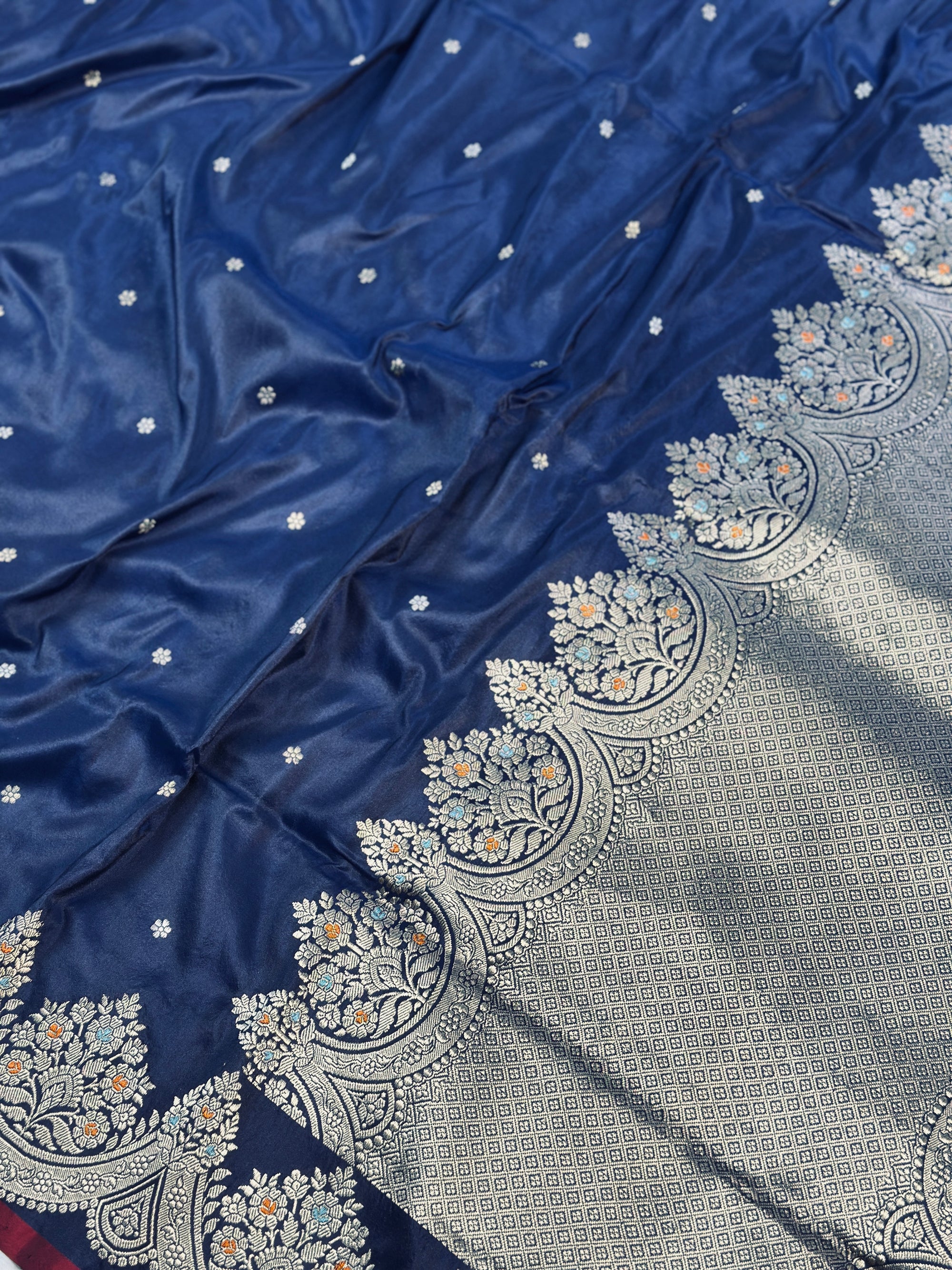 Pure Katan Silk Handloom Banarasi Saree with Dyeble Kadhwa Iktara Weave & Minakari Floral Sona Rupa Zari