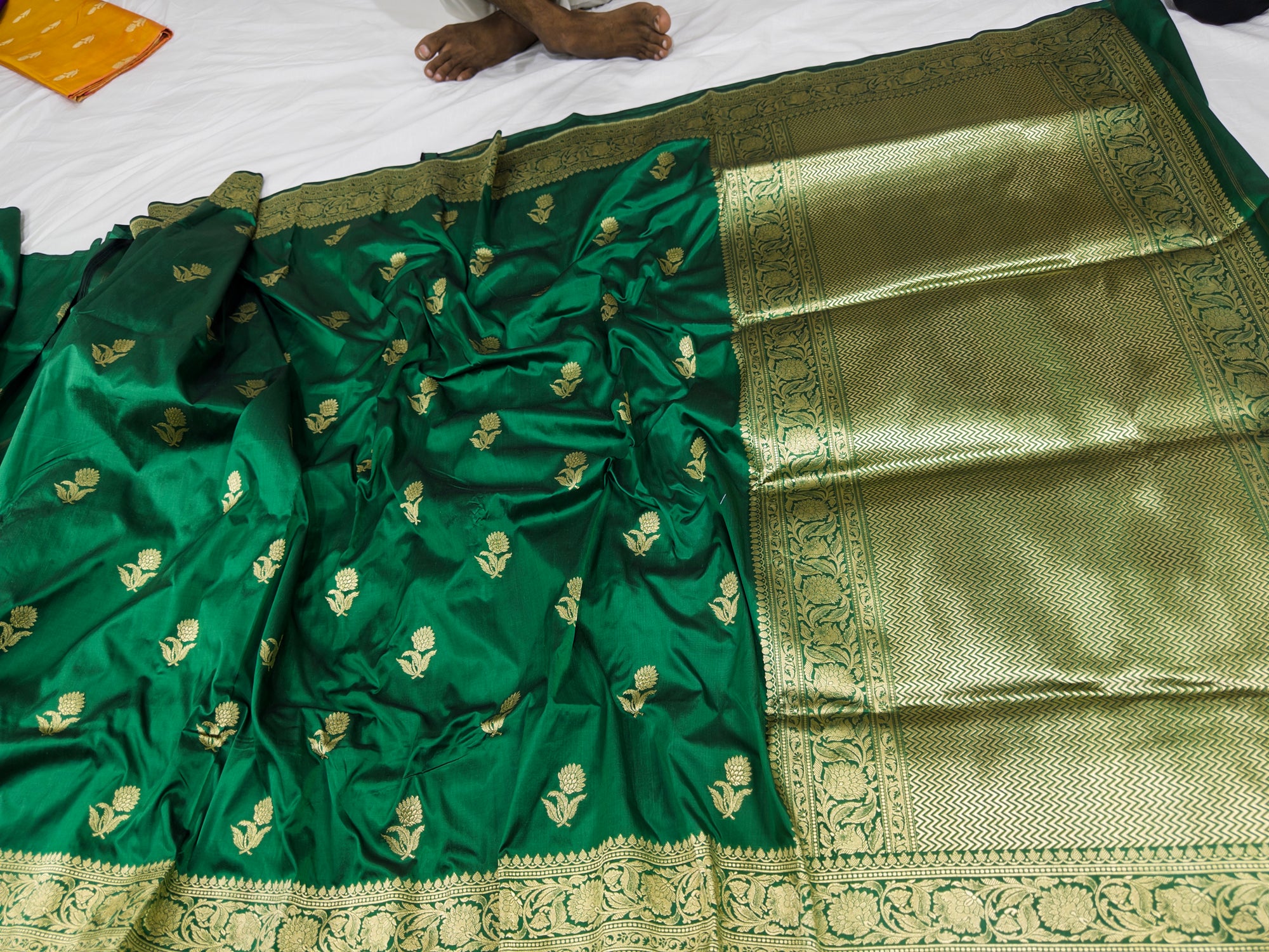 Pure Katan Silk Kadhwa Buta Handloom Saree