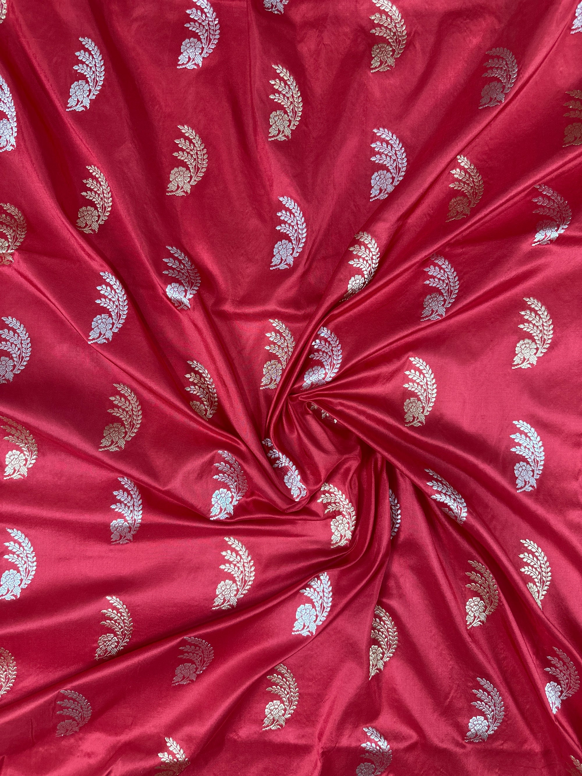 Pure Kora Silk Handloom Banarasi Sareee