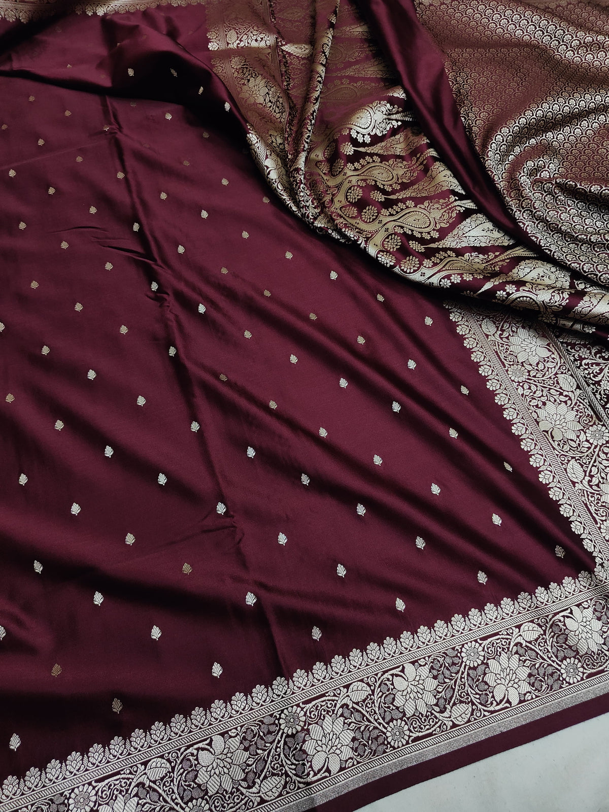Mashroo Silk Banarasi Saree with gold zari work