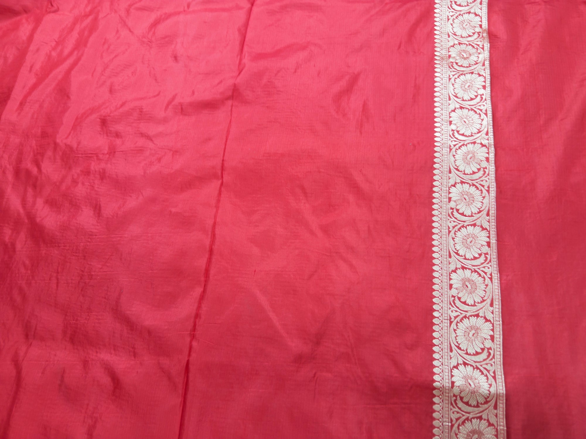 Handwoven Pure Katan Silk Banarasi Saree with Jaal Work – Bridal & Festive Elegance