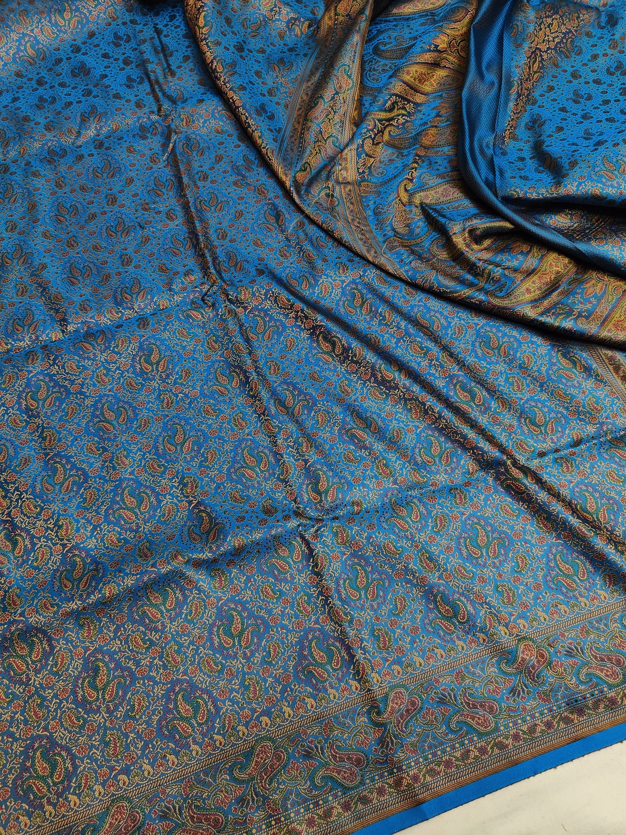 Mashroo Tanchui Silk Banarasi Saree with Meenakari Weave