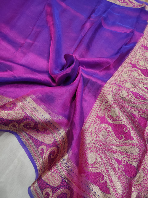 Banarasi Handloom Silk Kaduwa Weaving Saree – With Elegant Scallop Border & Interlock Detailing