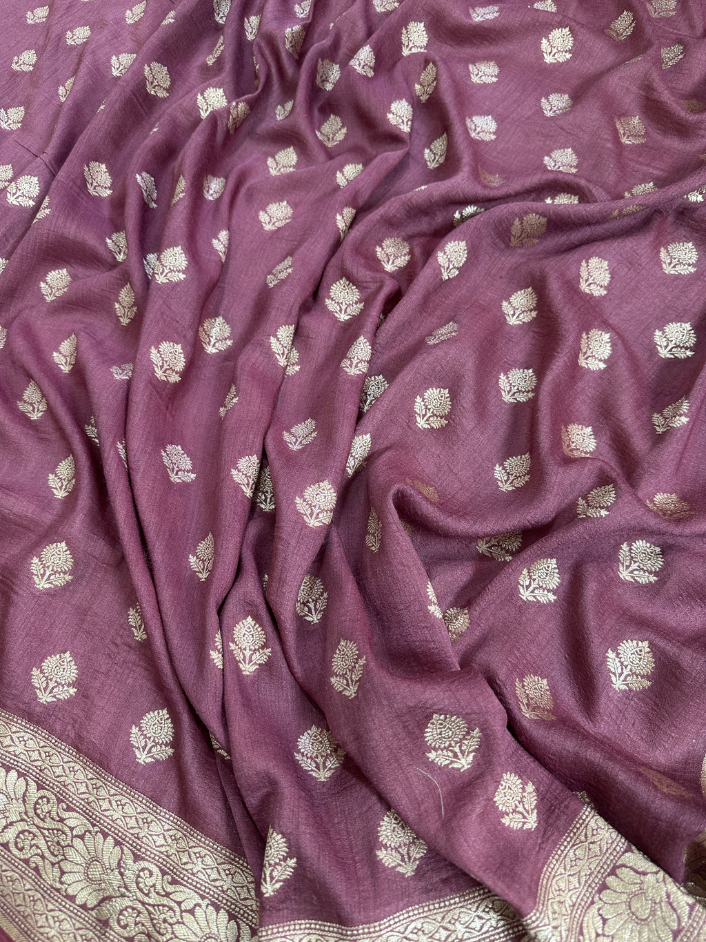 Pure Moonga Silk Banarasi Saree – Handwoven Elegance from Varanasi | Katan Banaras