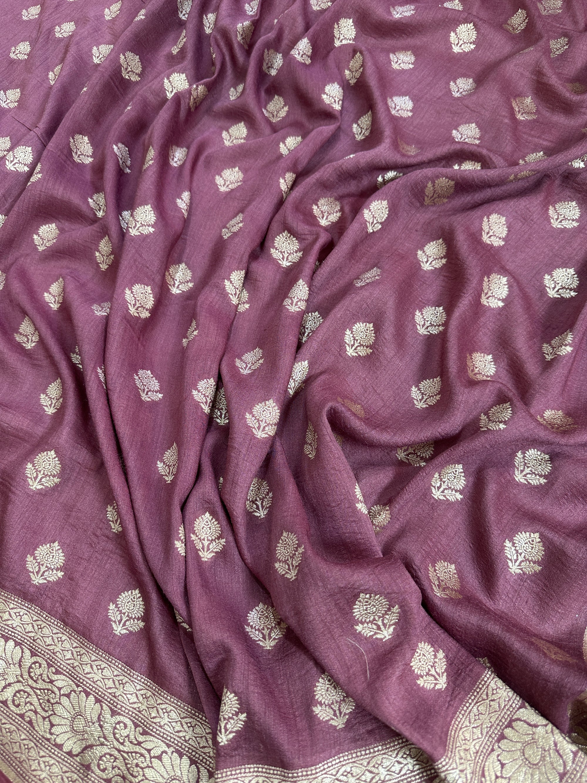 Pure Moonga Silk Banarasi Saree – Handwoven Elegance from Varanasi | Katan Banaras