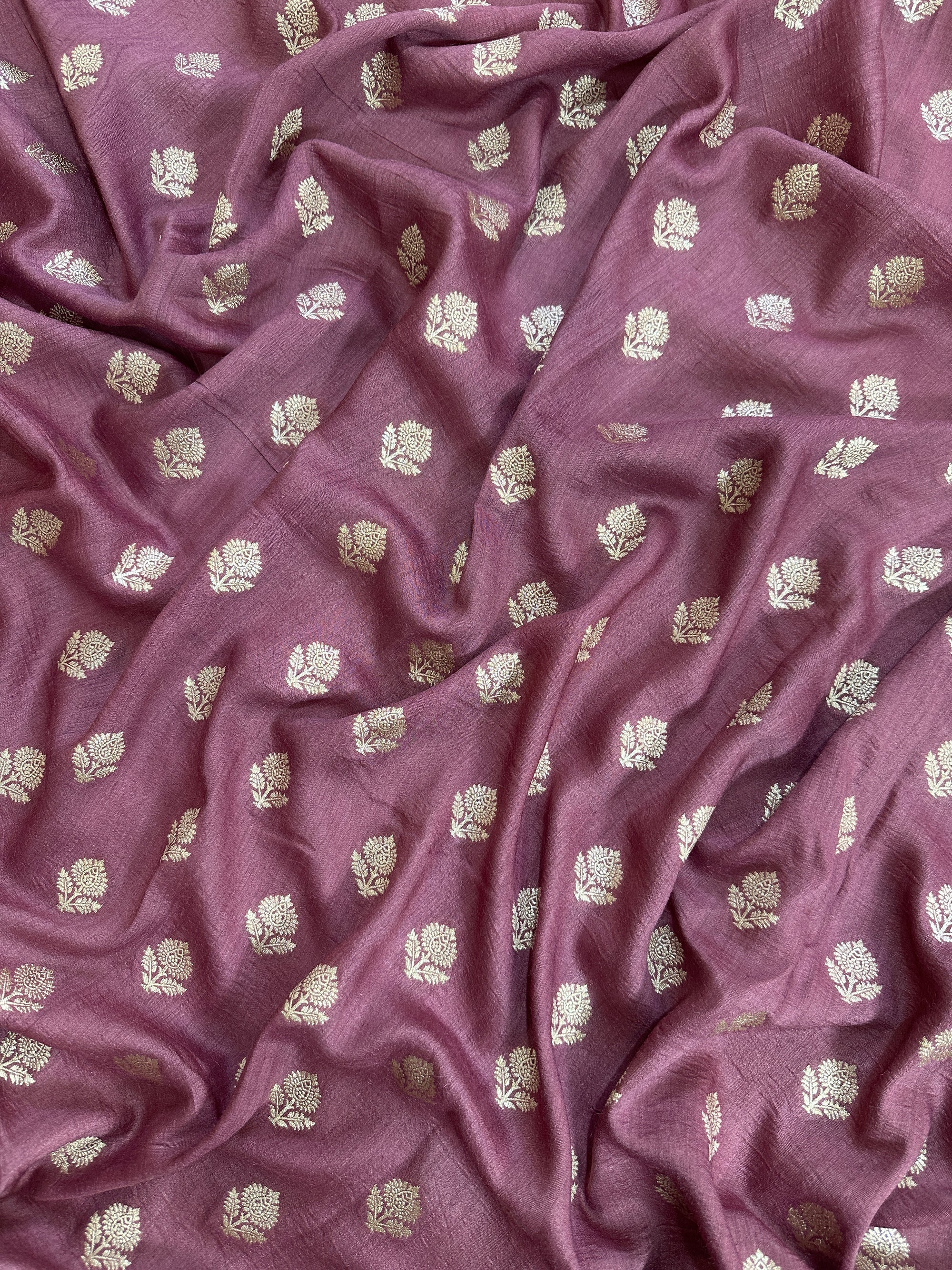 Pure Moonga Silk Banarasi Saree – Handwoven Elegance from Varanasi | Katan Banaras