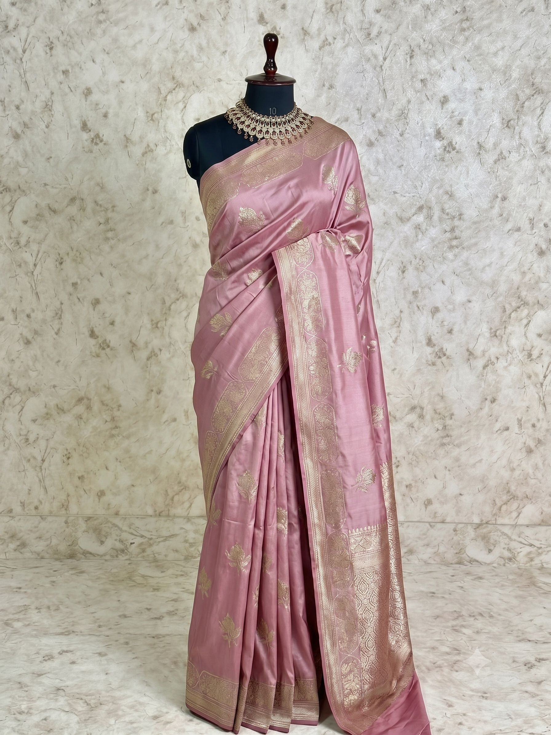 Pure Katan Silk Kadhwa Buta in Mauve Pink