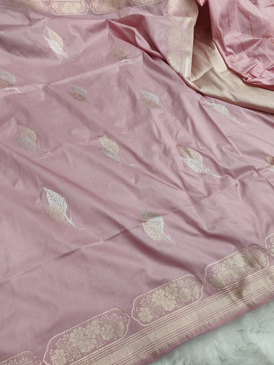 Pink Pure Katan Silk Kadhwa Buta Banarasi Saree | Sona Rupa Zari | Katan Banaras