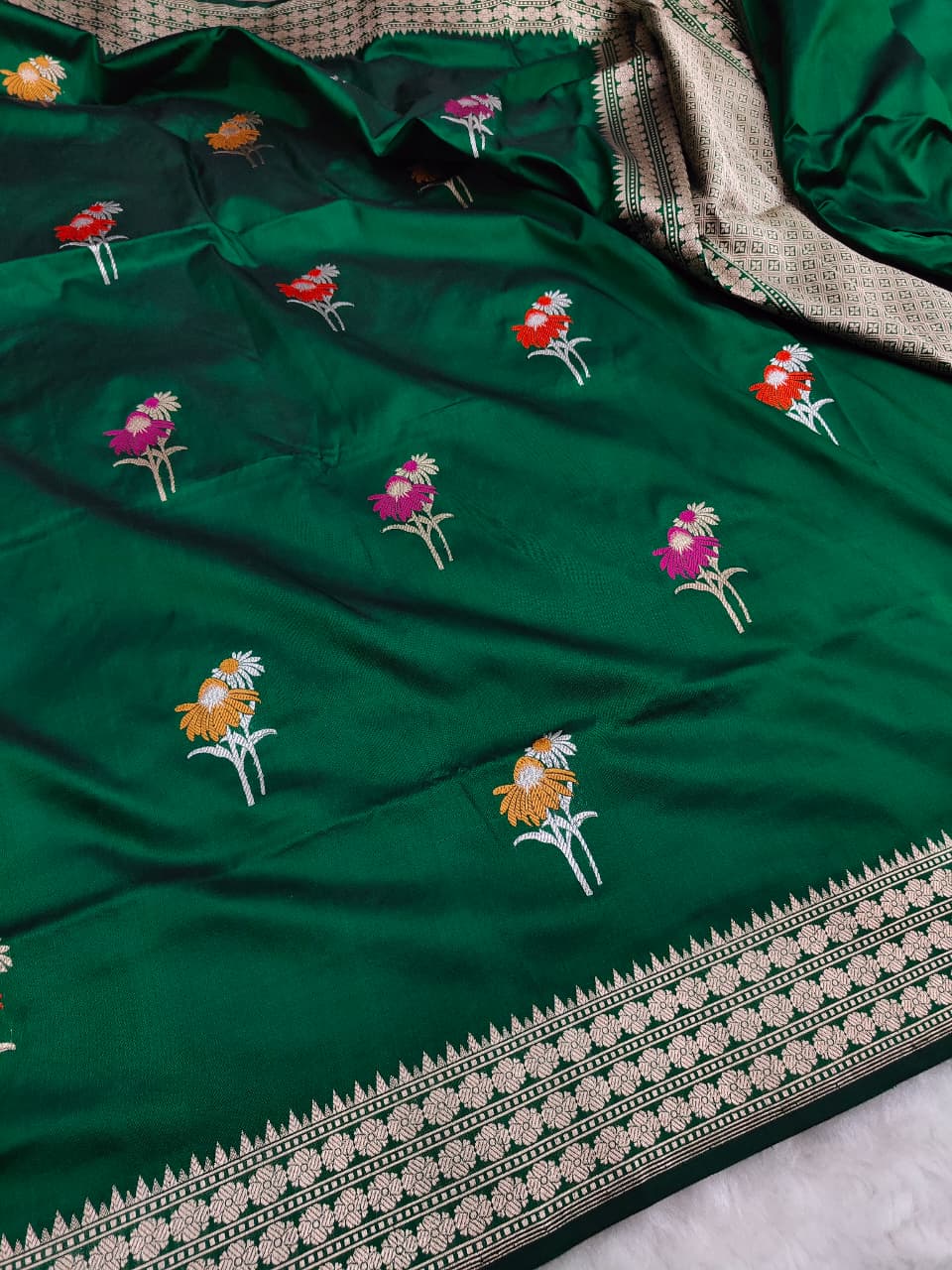 Pure Katan Silk Kadhwa Buta Banarasi Saree – Bottle Green | Sona Rupa Zari & Tilfi Minakari