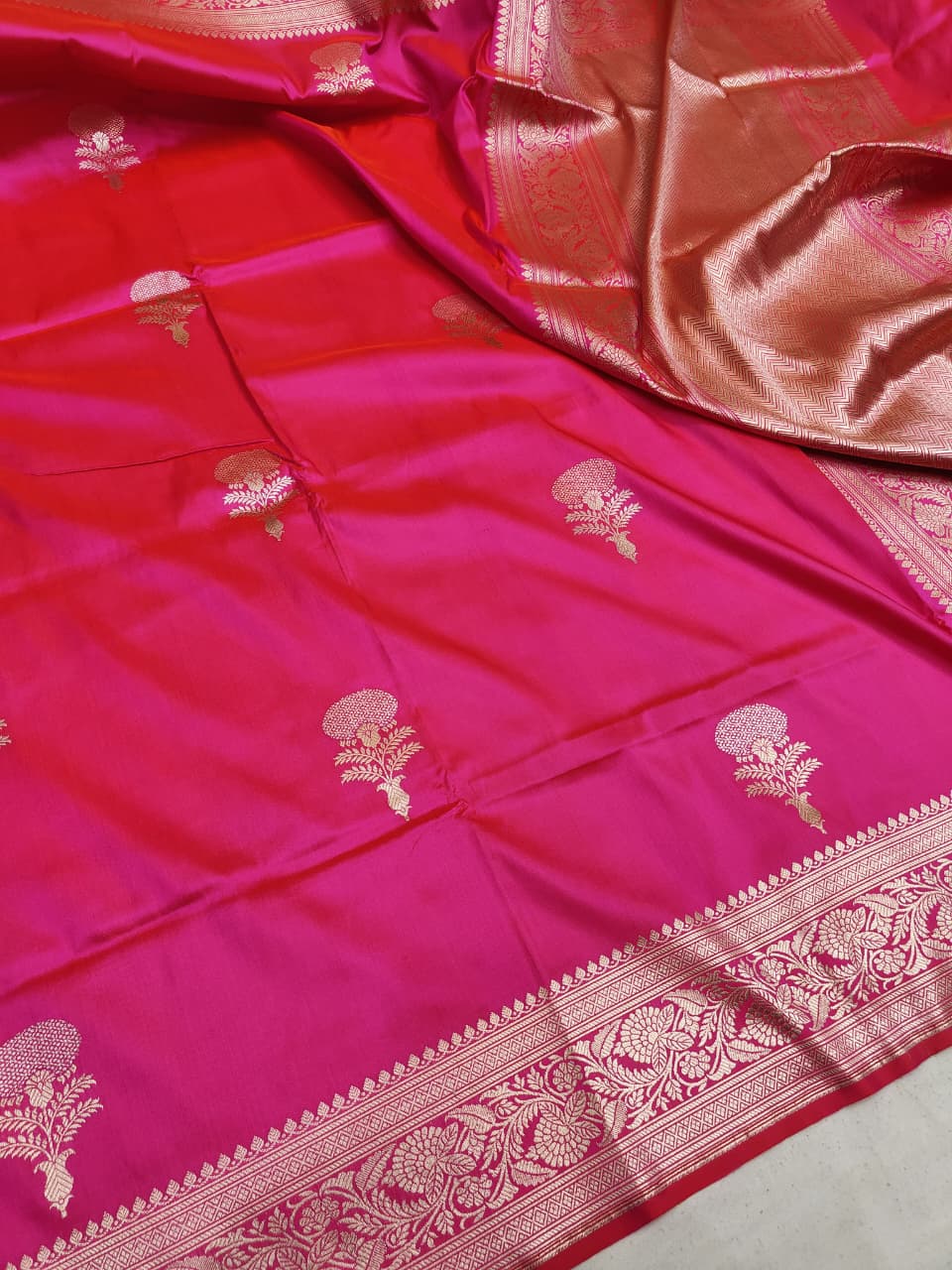 Pure Katan Silk Kadhwa Buta Banarasi Saree – Pink | Sona Rupa Zari