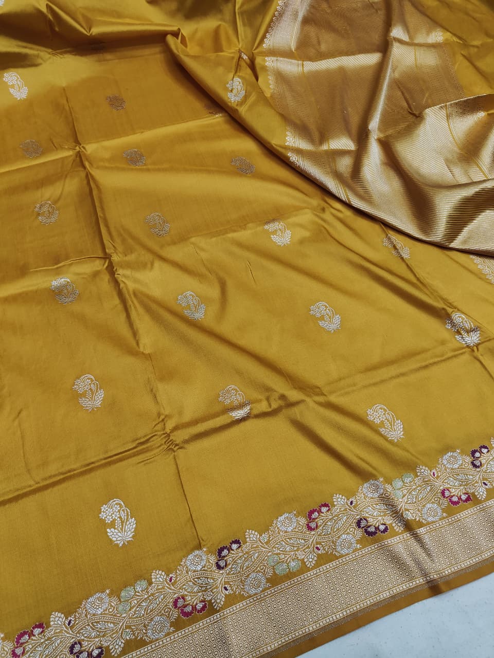 Pure Katan Silk Kadhwa Buta Banarasi Saree | Sona Rupa Zari & Tilfi Minakari | Mustard Yellow