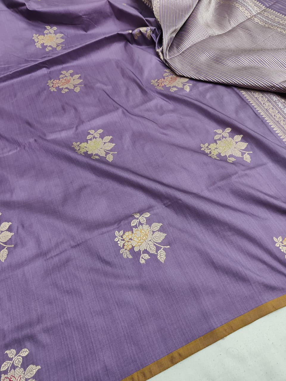 Pure Katan Silk Kadhwa Buta Banarasi Saree – Lavender | Sona Rupa Zari & Tilfi Minakari