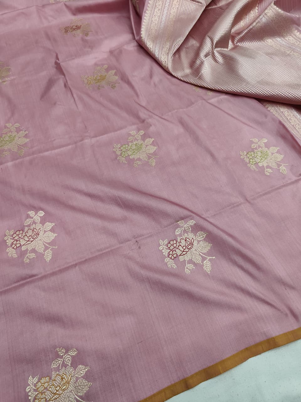 Pure Katan Silk Kadhwa Buta Banarasi Saree | Sona Rupa Zari & Tilfi Minakari | Pink