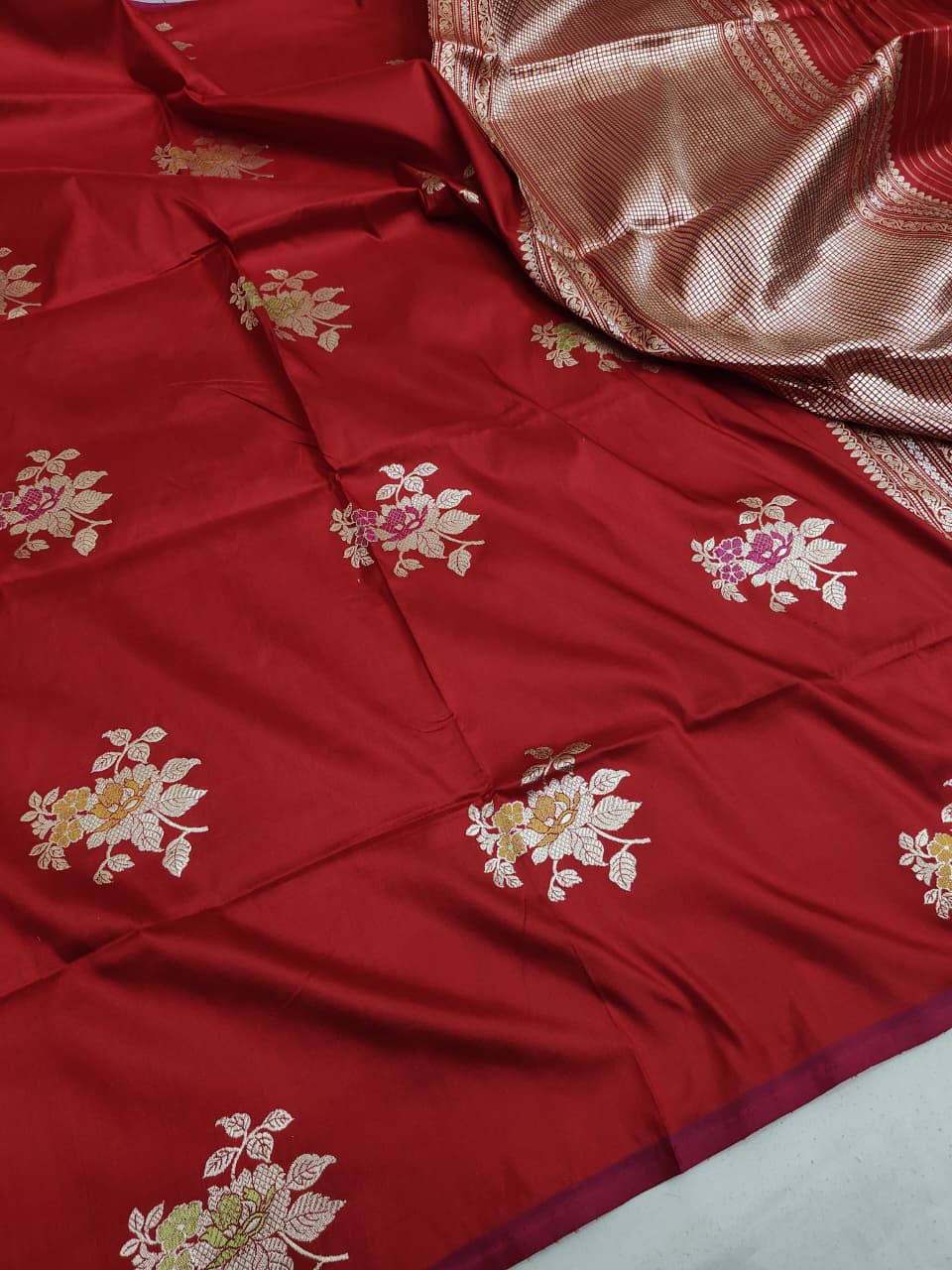 Pure Katan Silk Kadhwa Buta Banarasi Saree | Sona Rupa Zari & Tilfi Minakari | Red