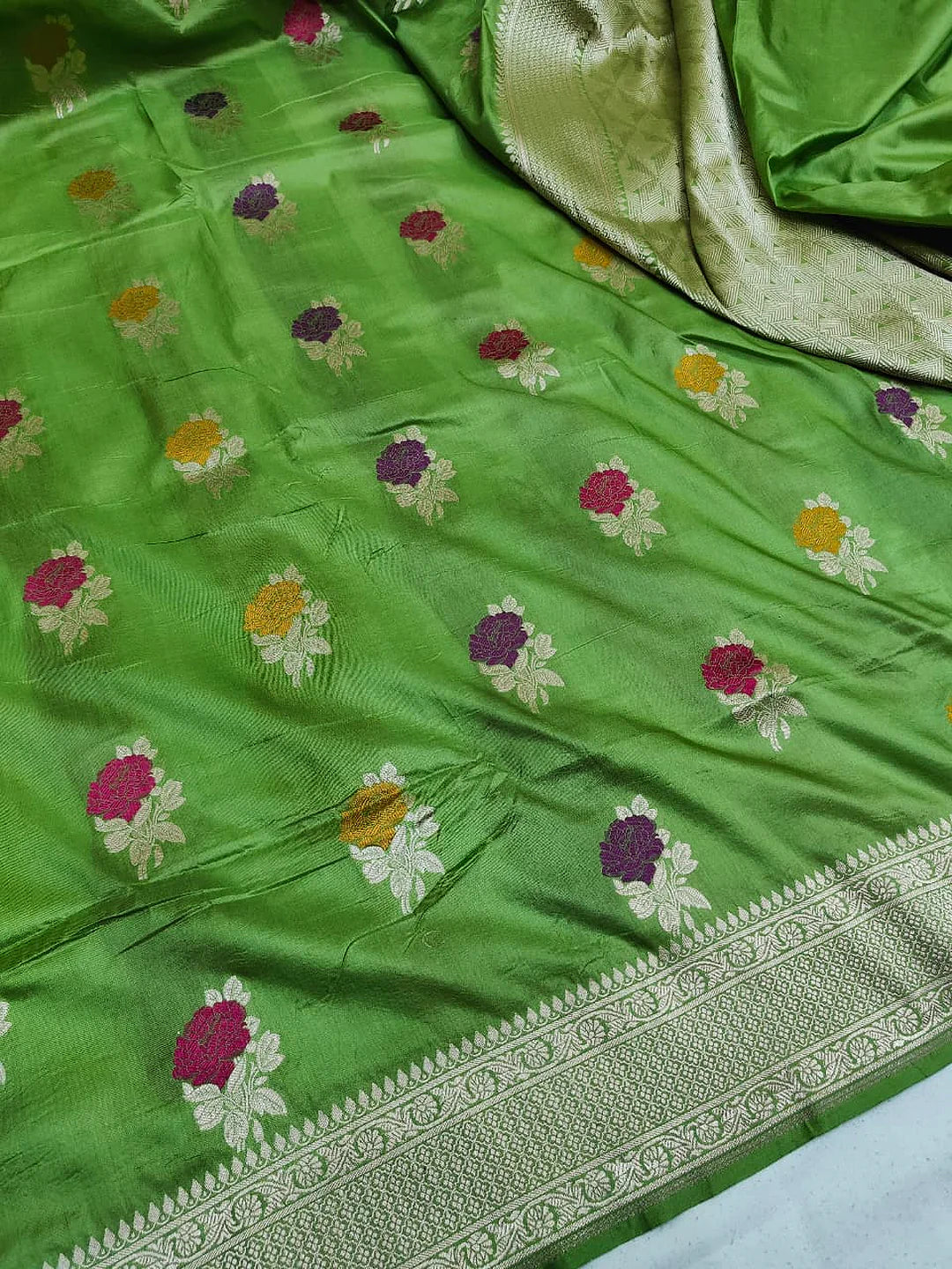Pure Katan Silk Banarasi Saree | Parrot Green Multicolour Meenakari Floral Buti | Gold Zari Weave | KATAN BANARAS