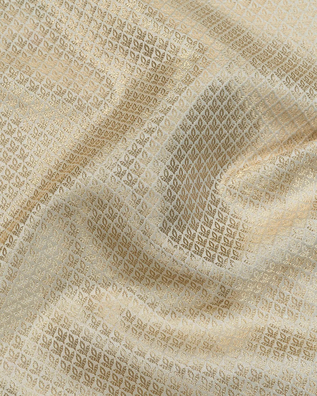 Pure Chiniya Silk Banarasi Saree | Vintage Zari Buta Woven Luxury Saree