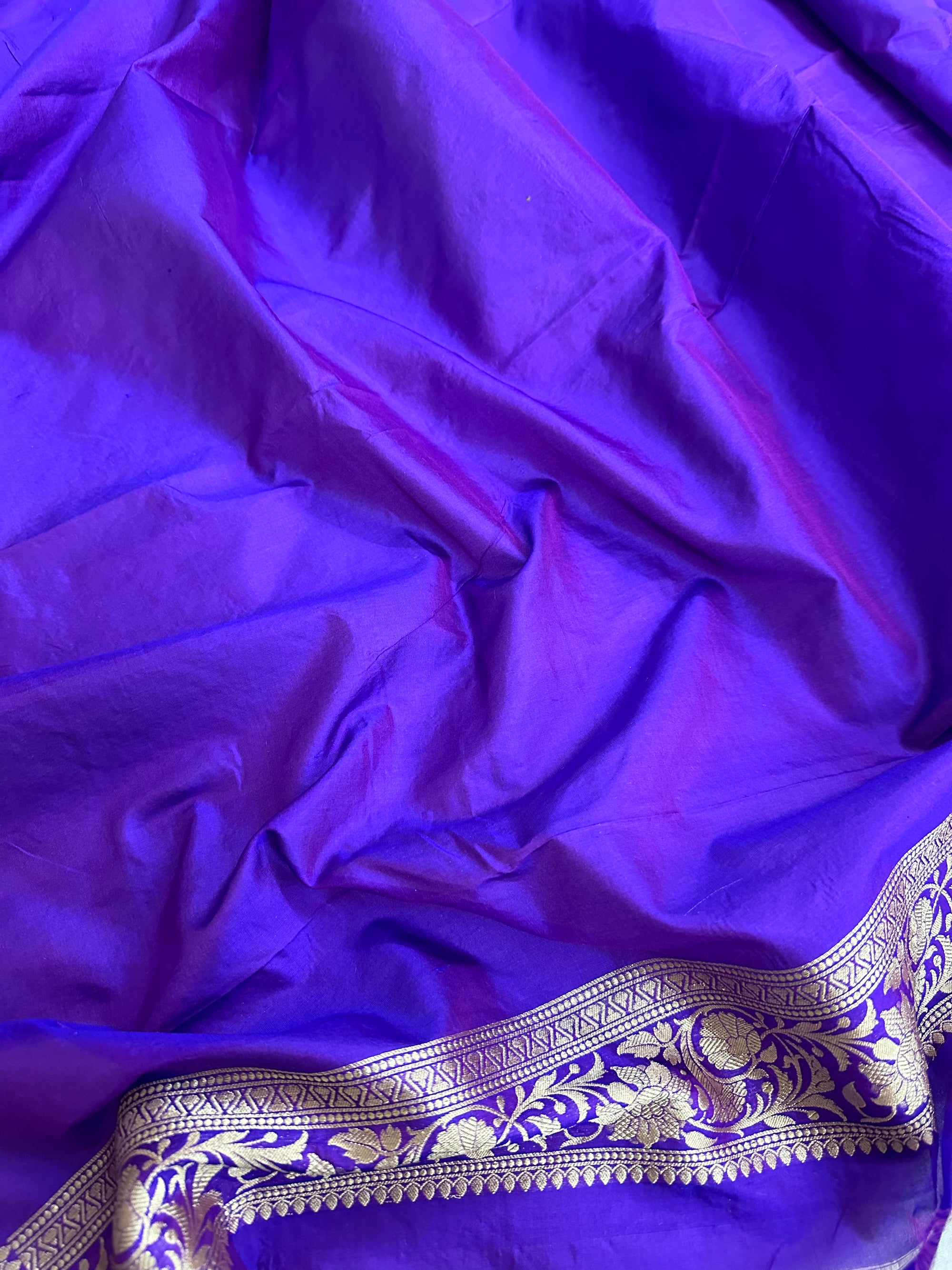 Pure Katan Silk Jangla Banarasi Saree with Sona Rupa Zari – Handloom Luxury with Gold & Silver Weave