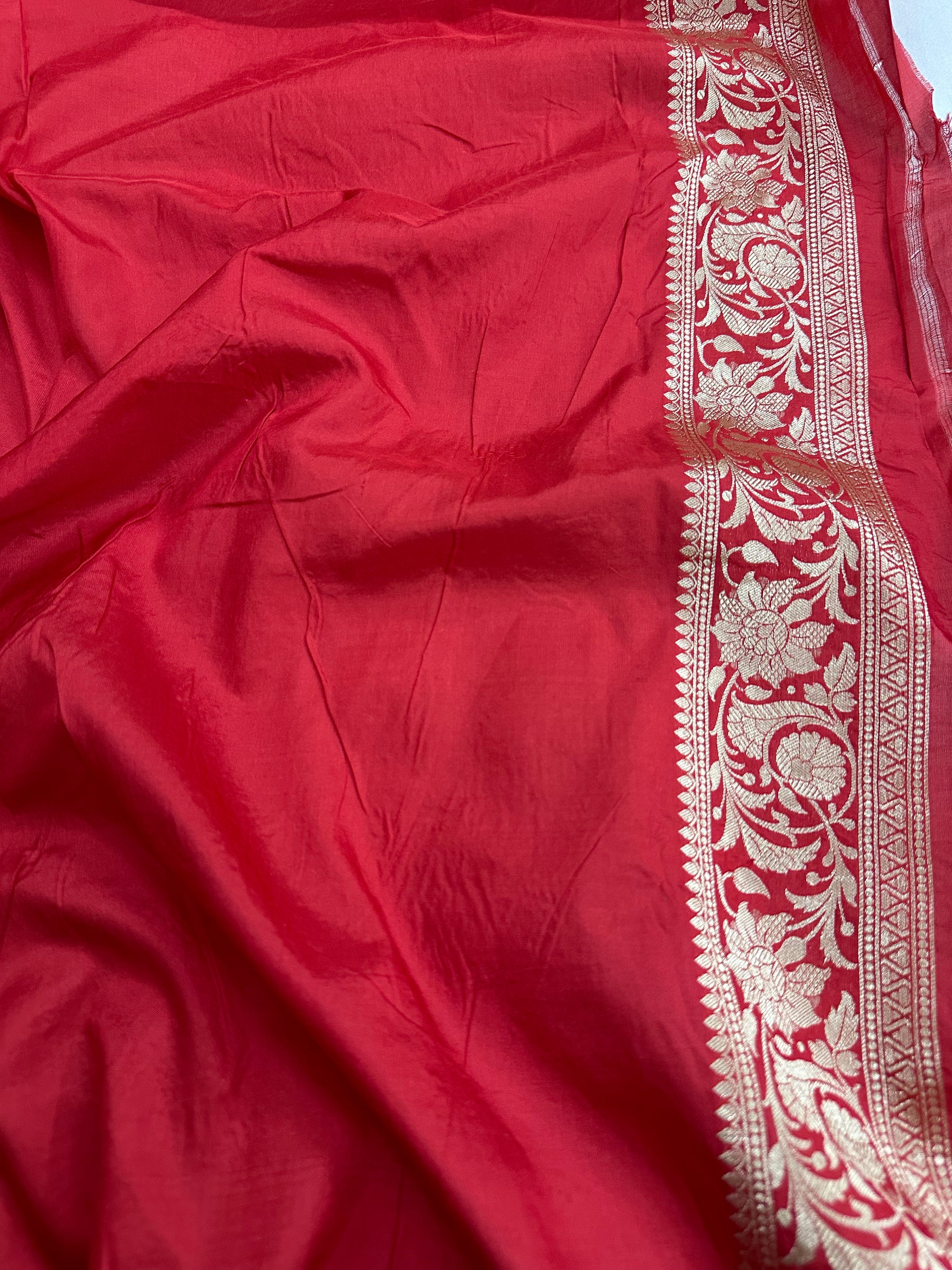 Pure Katan Silk Jangla Banarasi Saree with Sona Rupa Zari – Handloom Luxury with Gold & Silver Weave