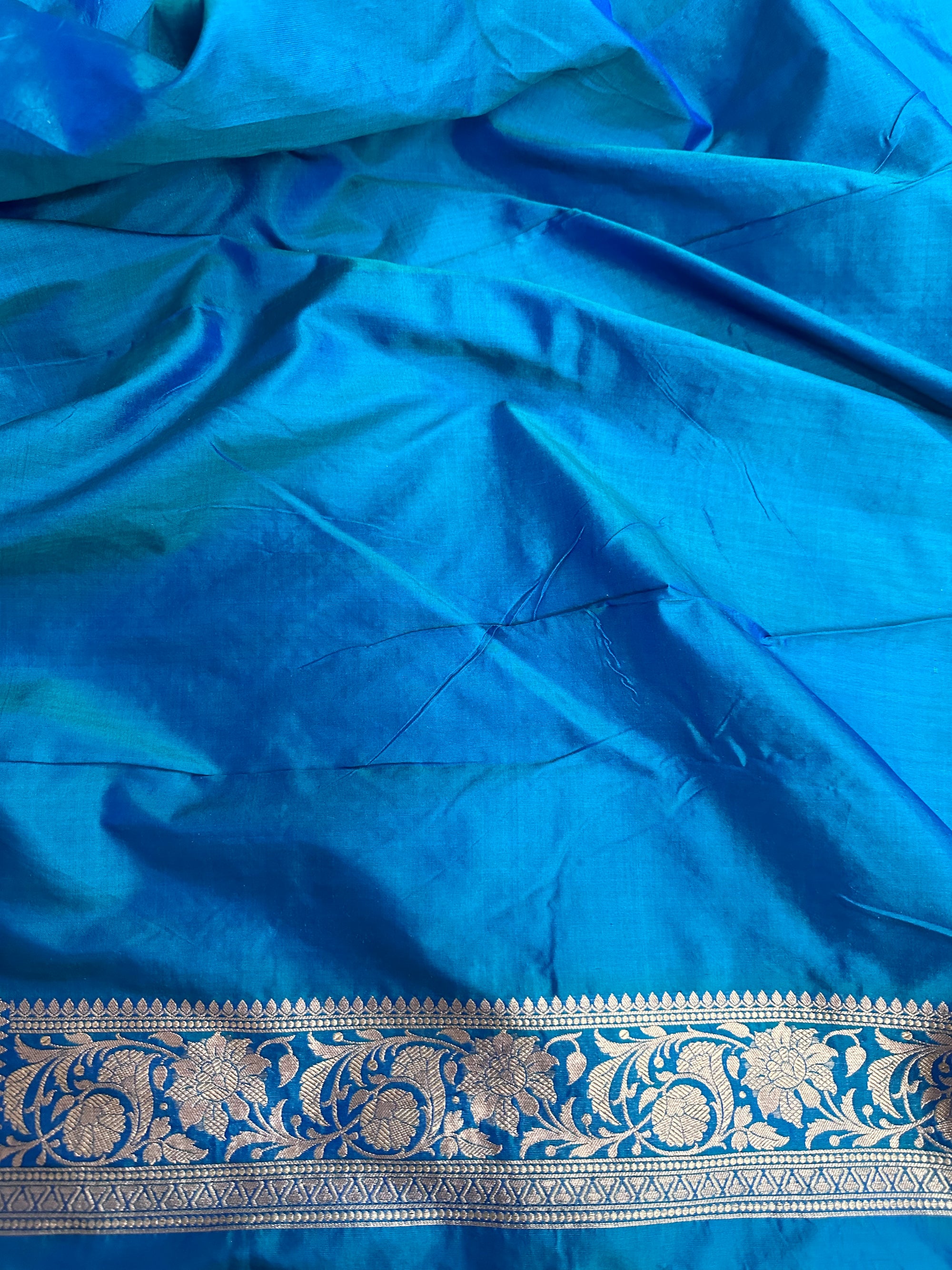 Pure Katan Silk Jangla Banarasi Saree with Sona Rupa Zari – Handloom Luxury with Gold & Silver Weave