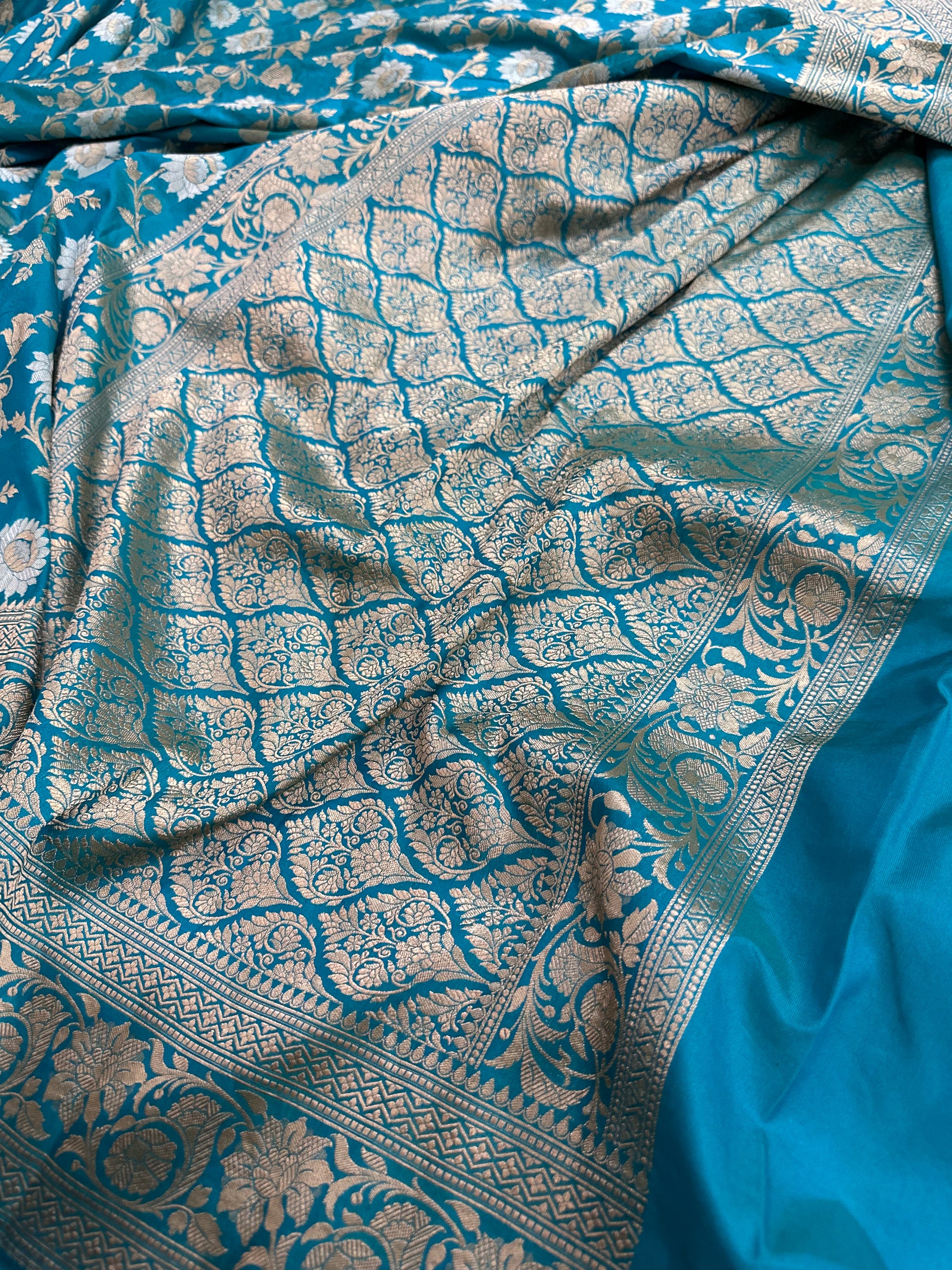 Pure Katan Silk Jangla Banarasi Saree with Sona Rupa Zari – Handloom Luxury with Gold & Silver Weave