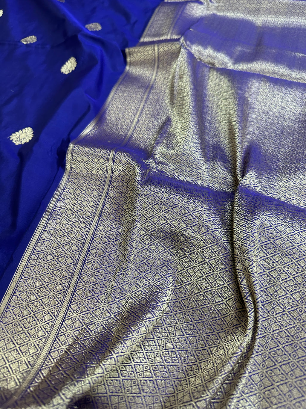 Pure Katan Silk Kadhwa Buta Handloom Saree – Real Zari Banarasi Masterpiece | Royal Weave Elegance