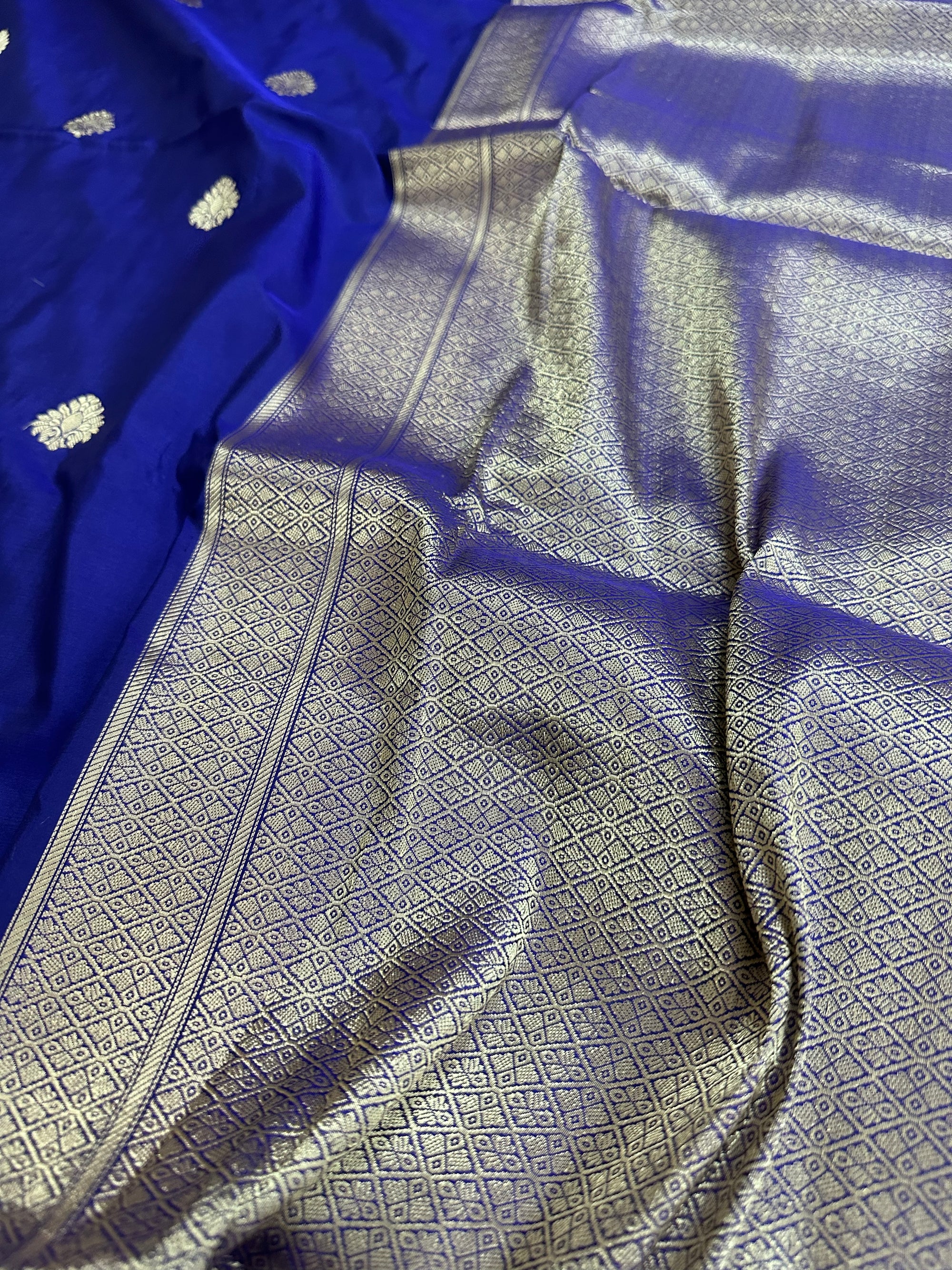 Pure Katan Silk Kadhwa Buta Handloom Saree – Real Zari Banarasi Masterpiece | Royal Weave Elegance